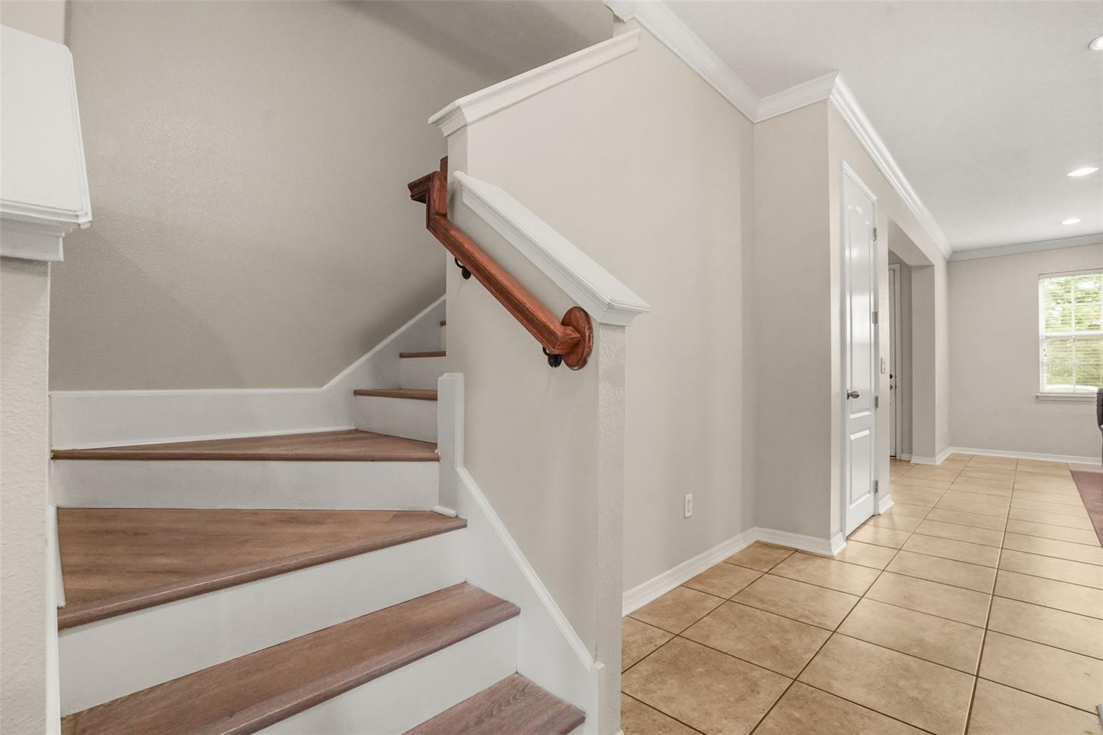 561 TELFAIR SQUARE CT — photo 4