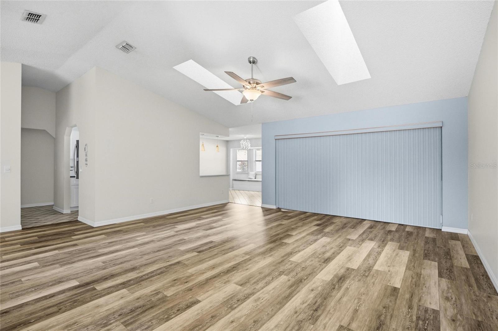 1 WASHWELL PL — photo 11