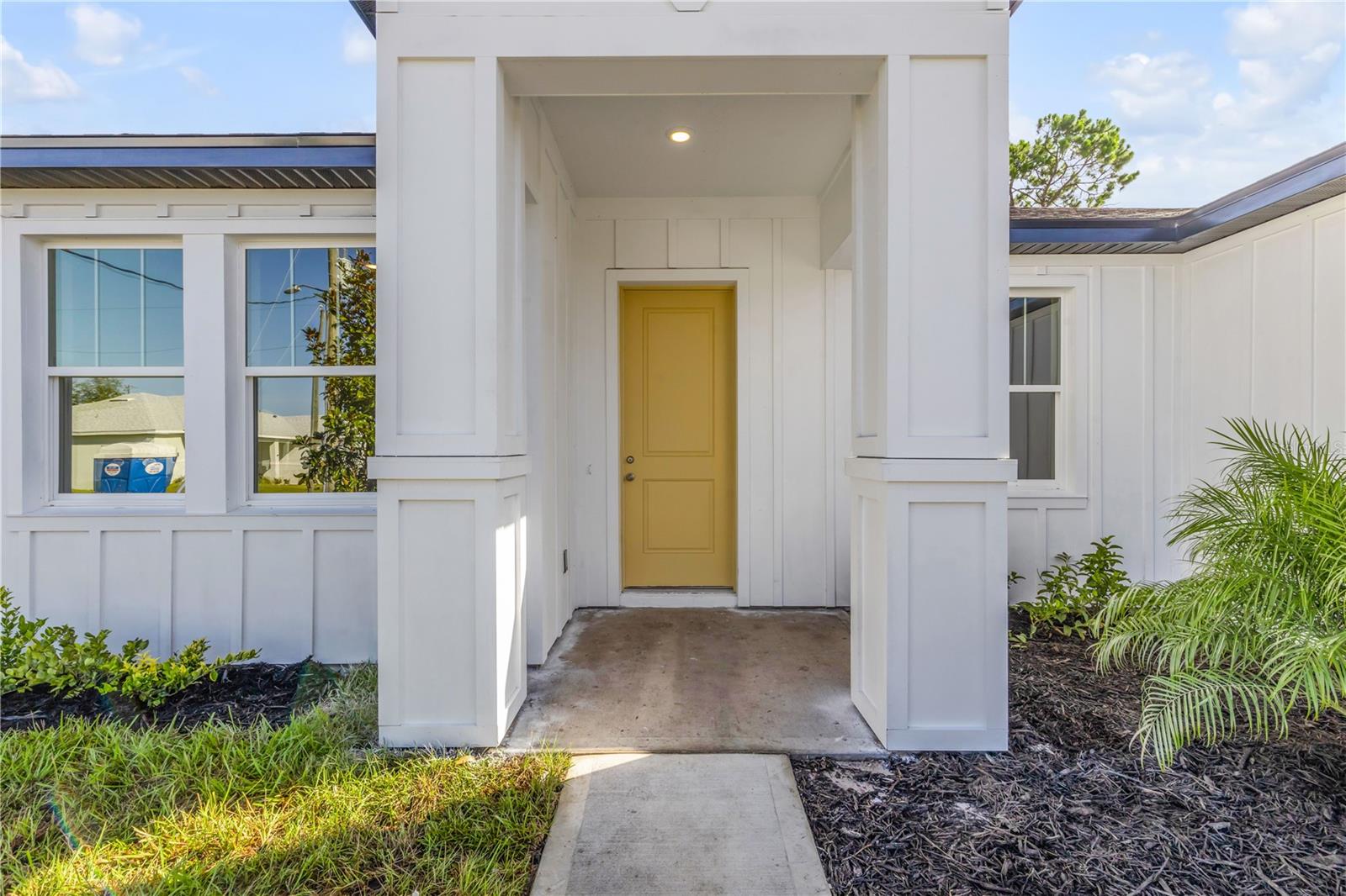 188 PERSIMMON DR — photo 2