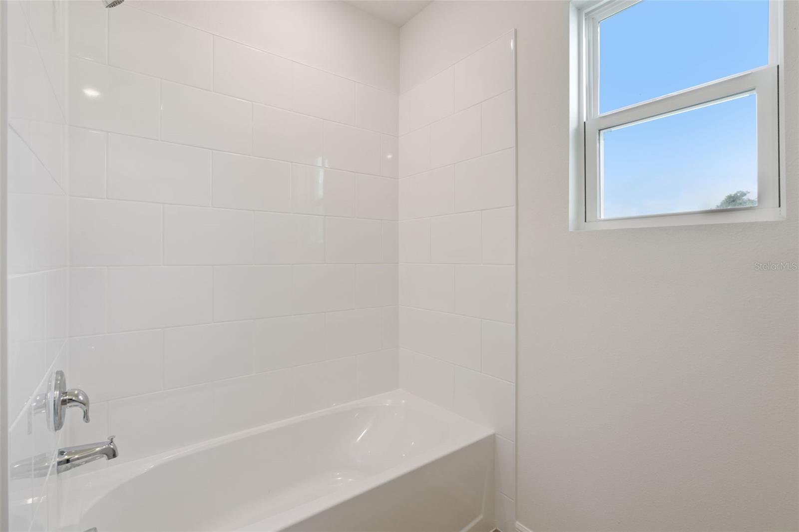 2520 DORSET CT — photo 5