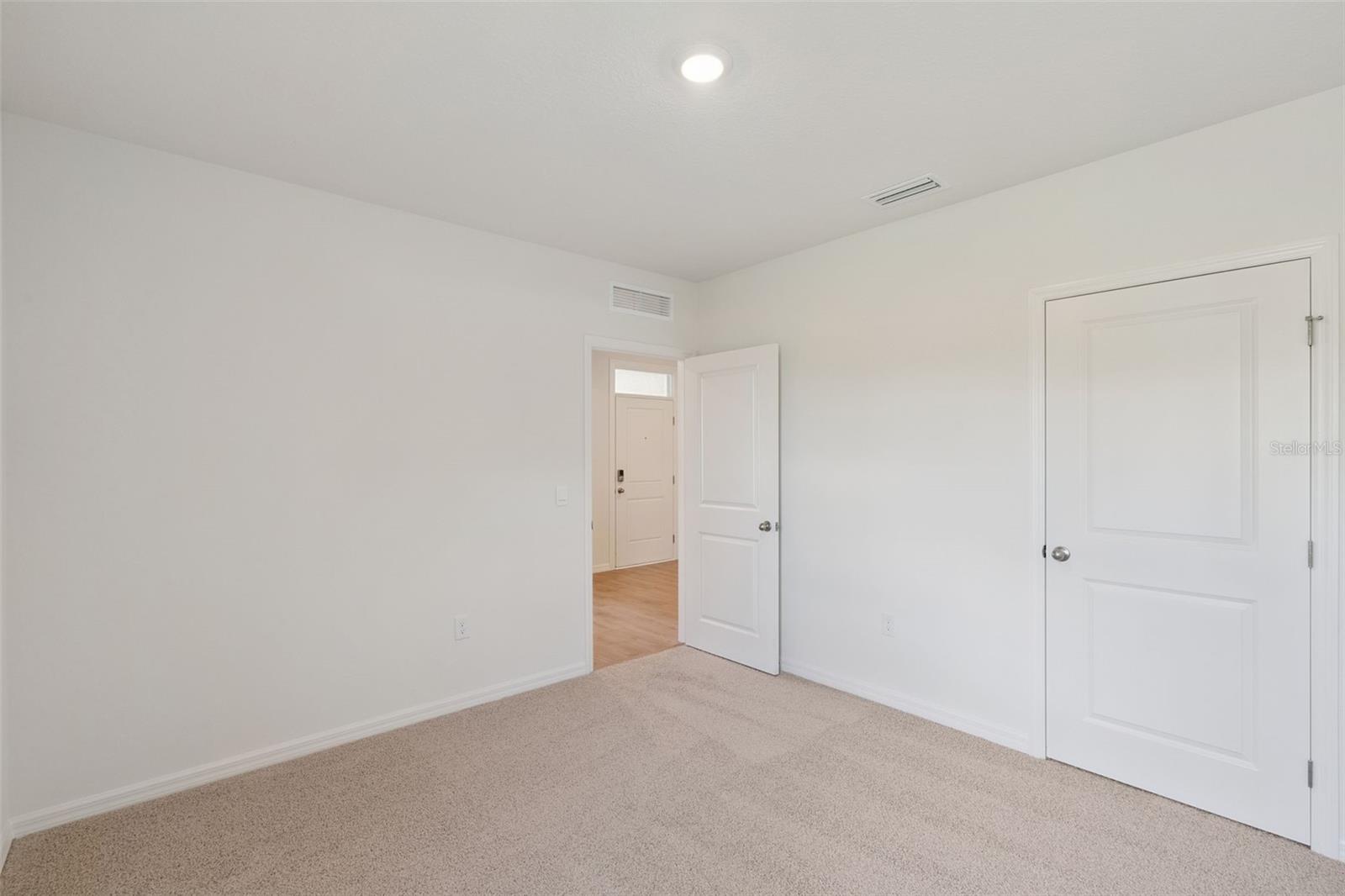 2520 DORSET CT — photo 7