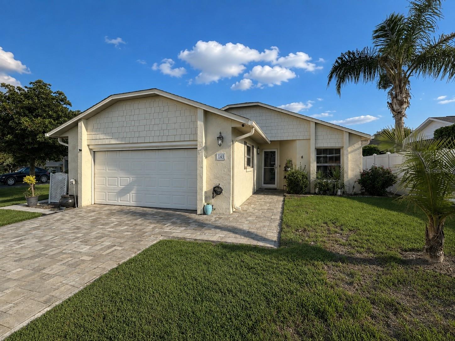 145 MAYFAIR CT #145