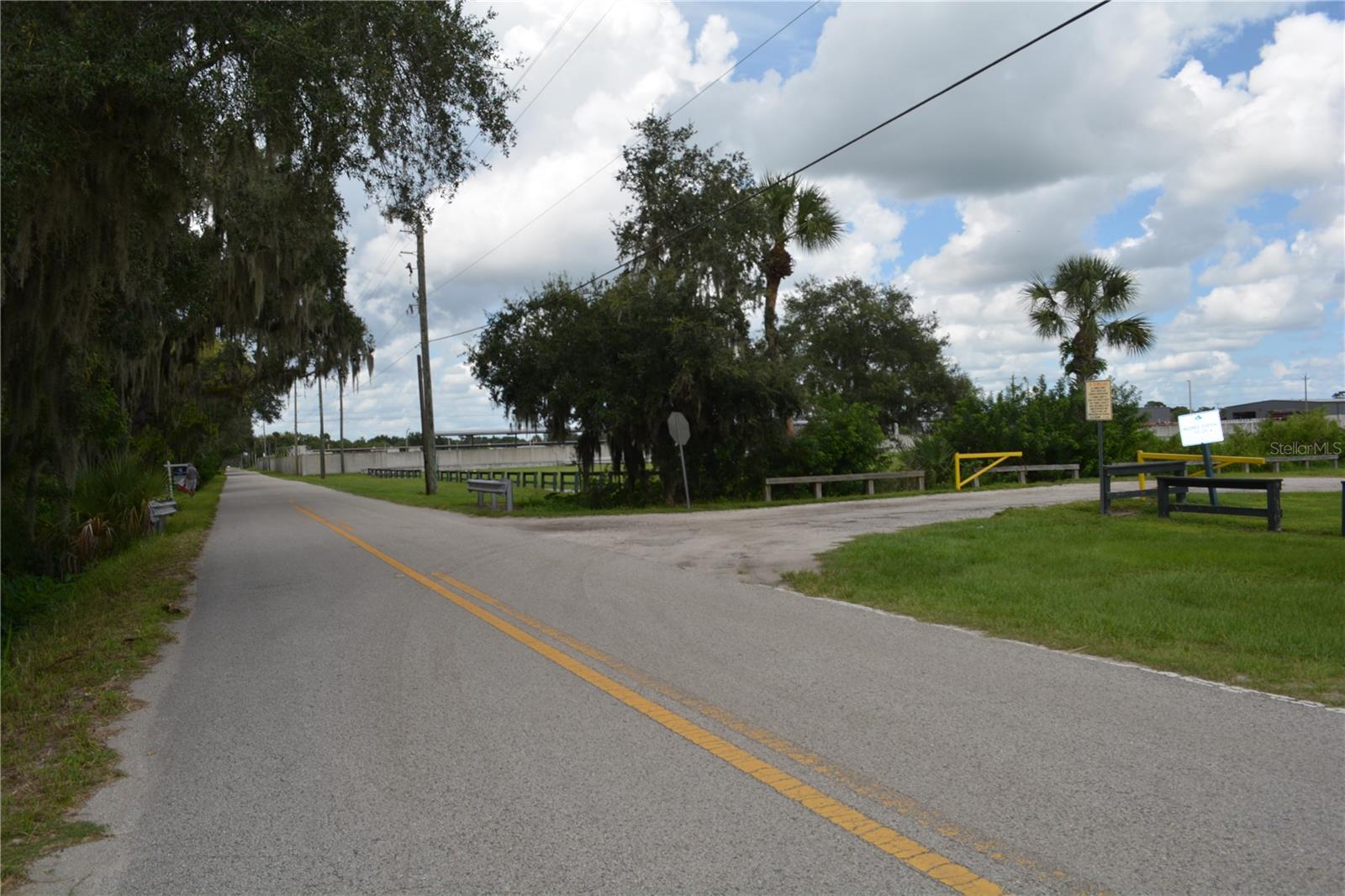 4045 HONEY BEE PT RD — photo 4
