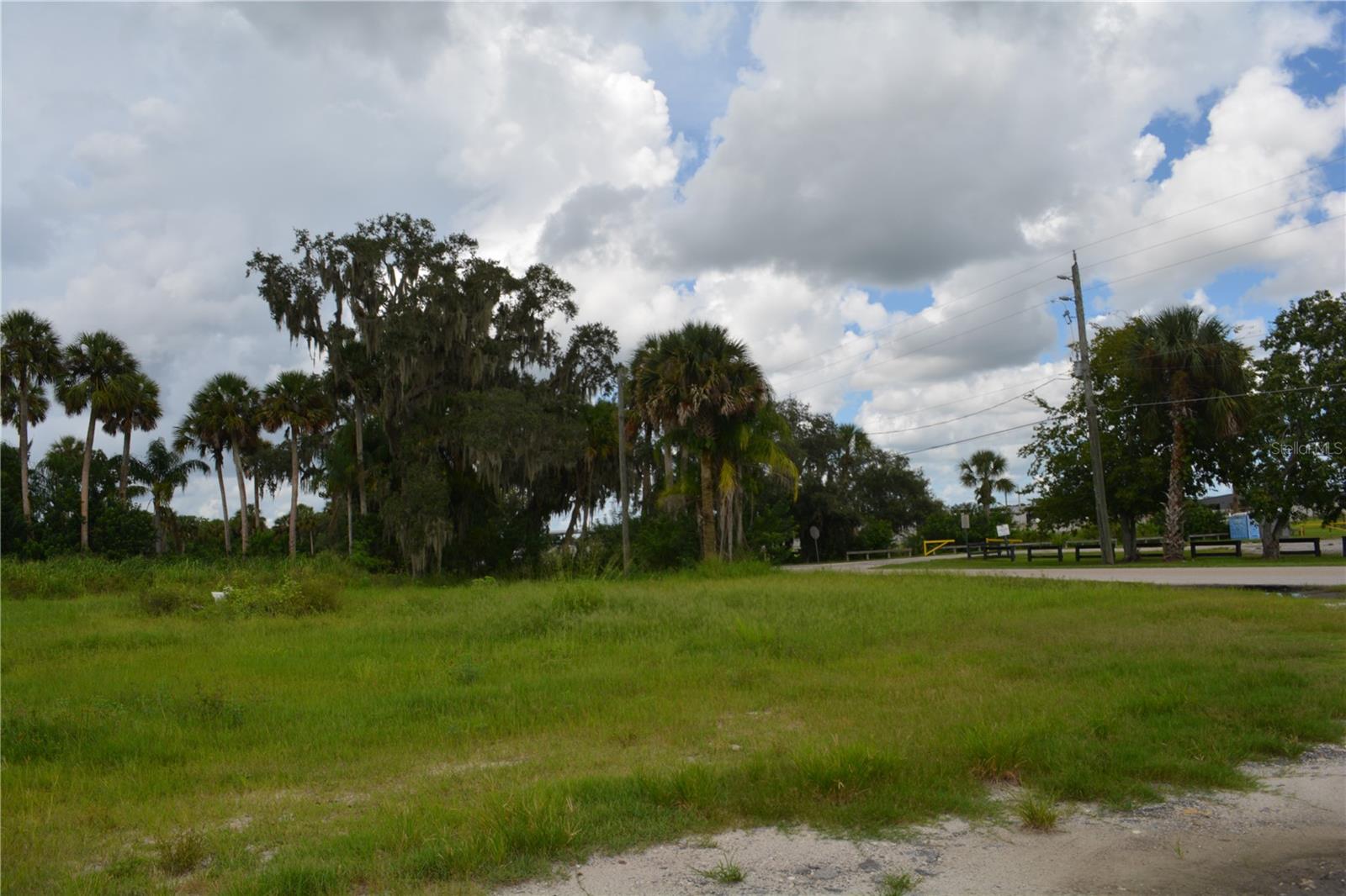 4045 HONEY BEE PT RD