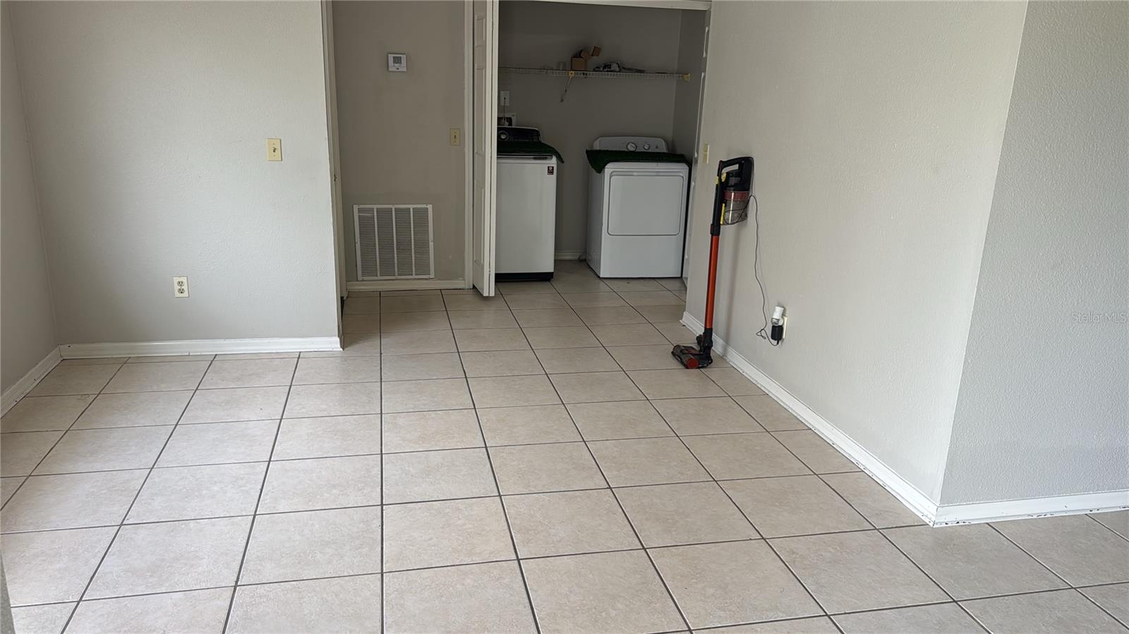 3124 PIGEON COVE ST — photo 3