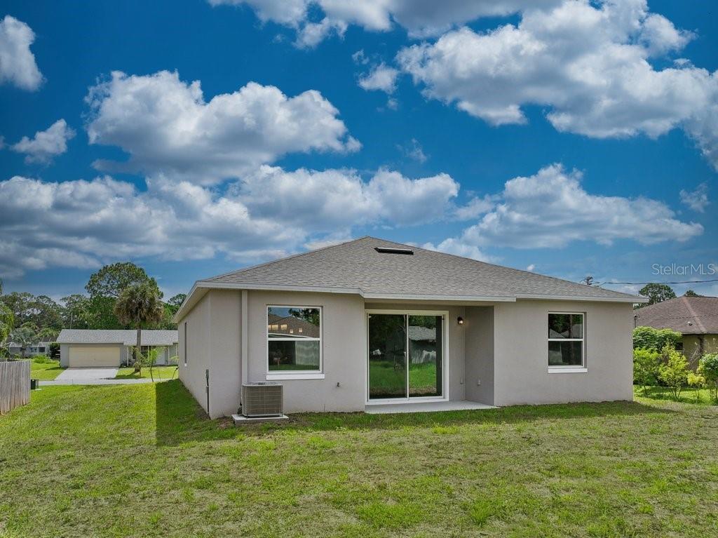 34 BRIAN LN — photo 11