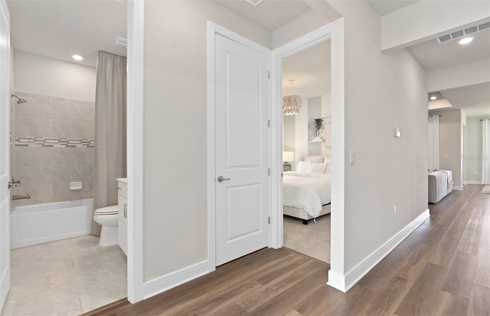 2697 FERMOY DRIVE — photo 4