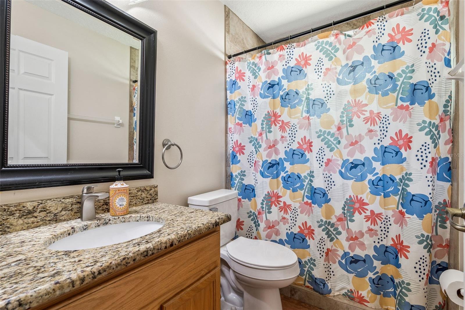 1545 OVERTON ST — photo 10