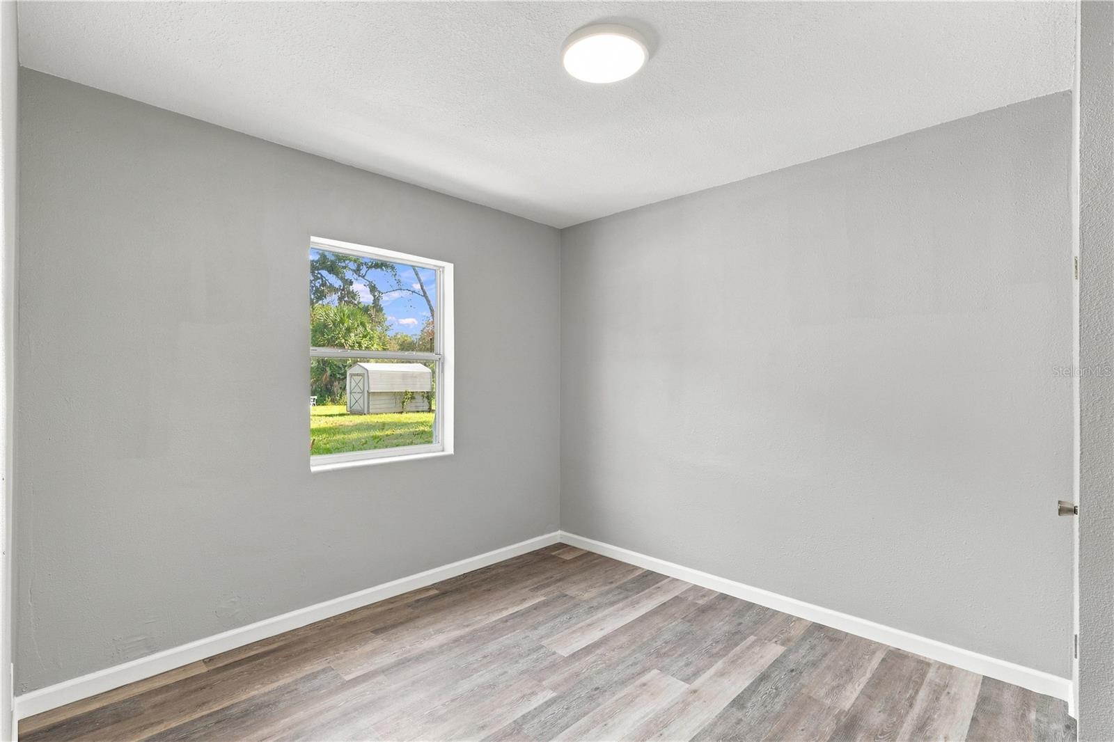 8 SMYRNA DR — photo 12
