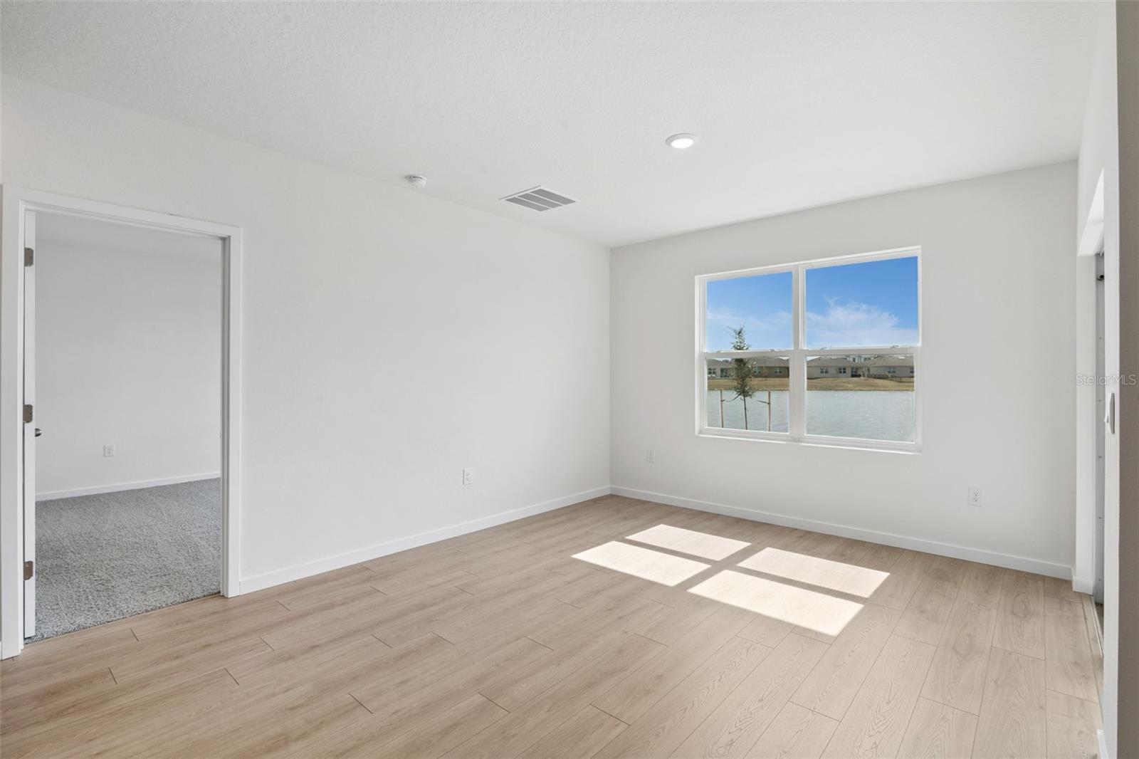 1024 CHAMPION RIDGE DR — photo 9