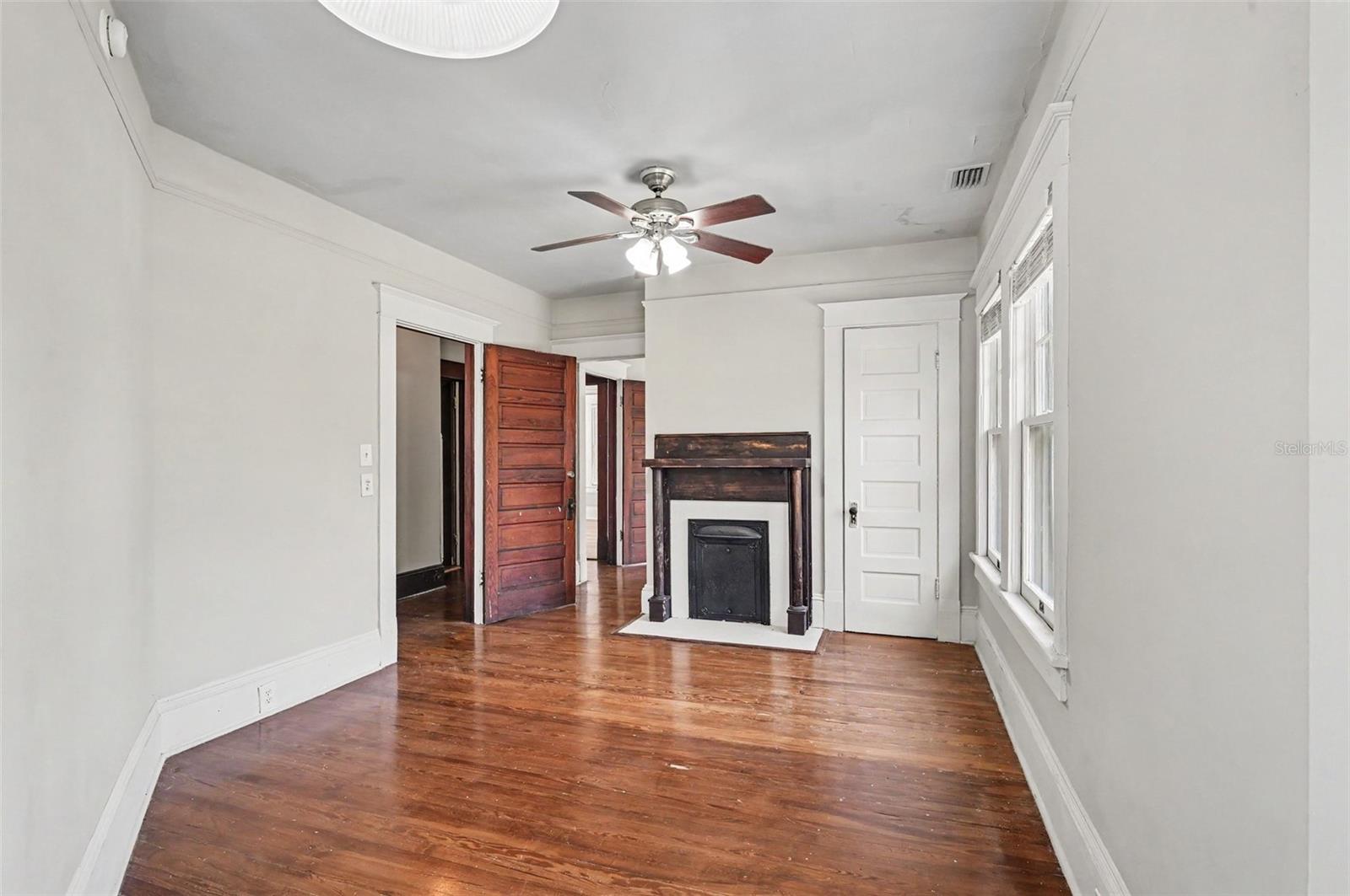 309 S PARK AVE #201 — photo 11
