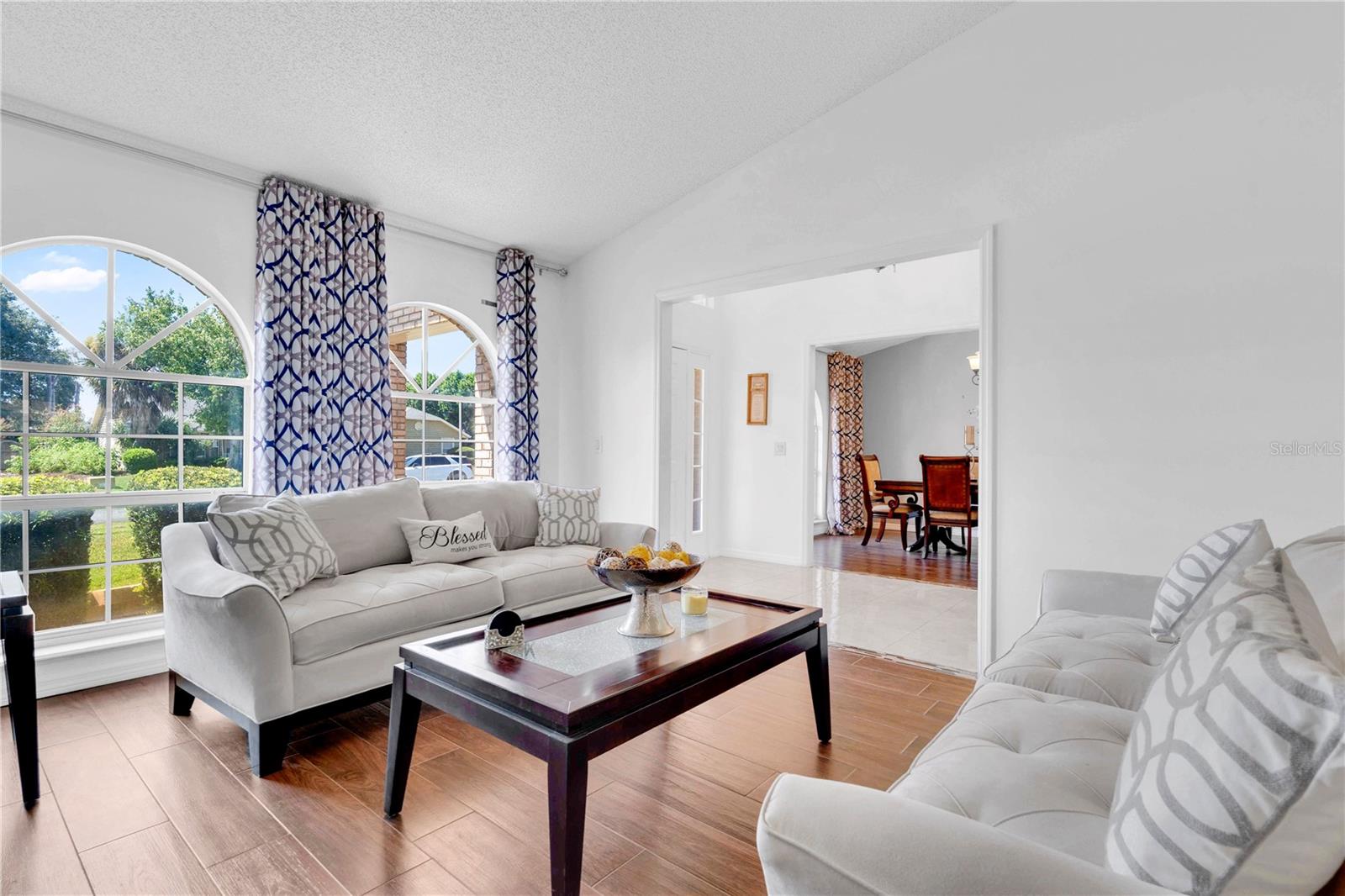 530 WHITECAP COVE CT — photo 4
