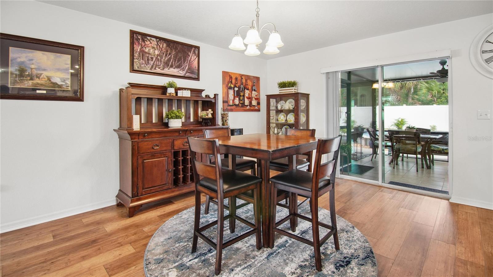 17 RUTH DR — photo 4