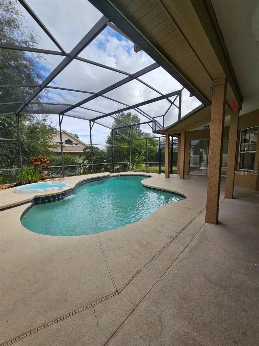7741 BARDMOOR HILL CIR — photo 2
