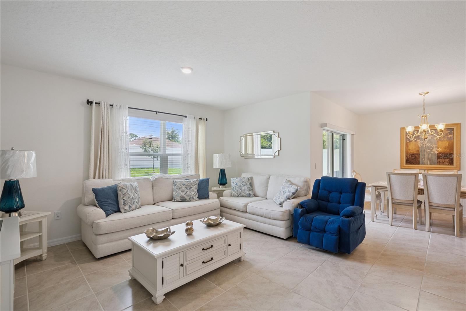 2073 SWANSON DR — photo 6