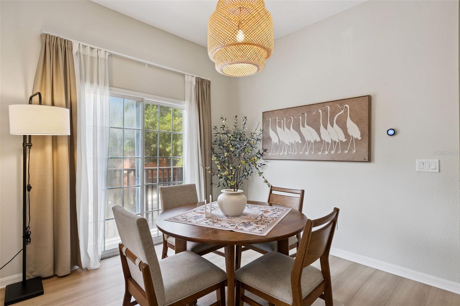 1610 PINE OAK TRL — photo 8