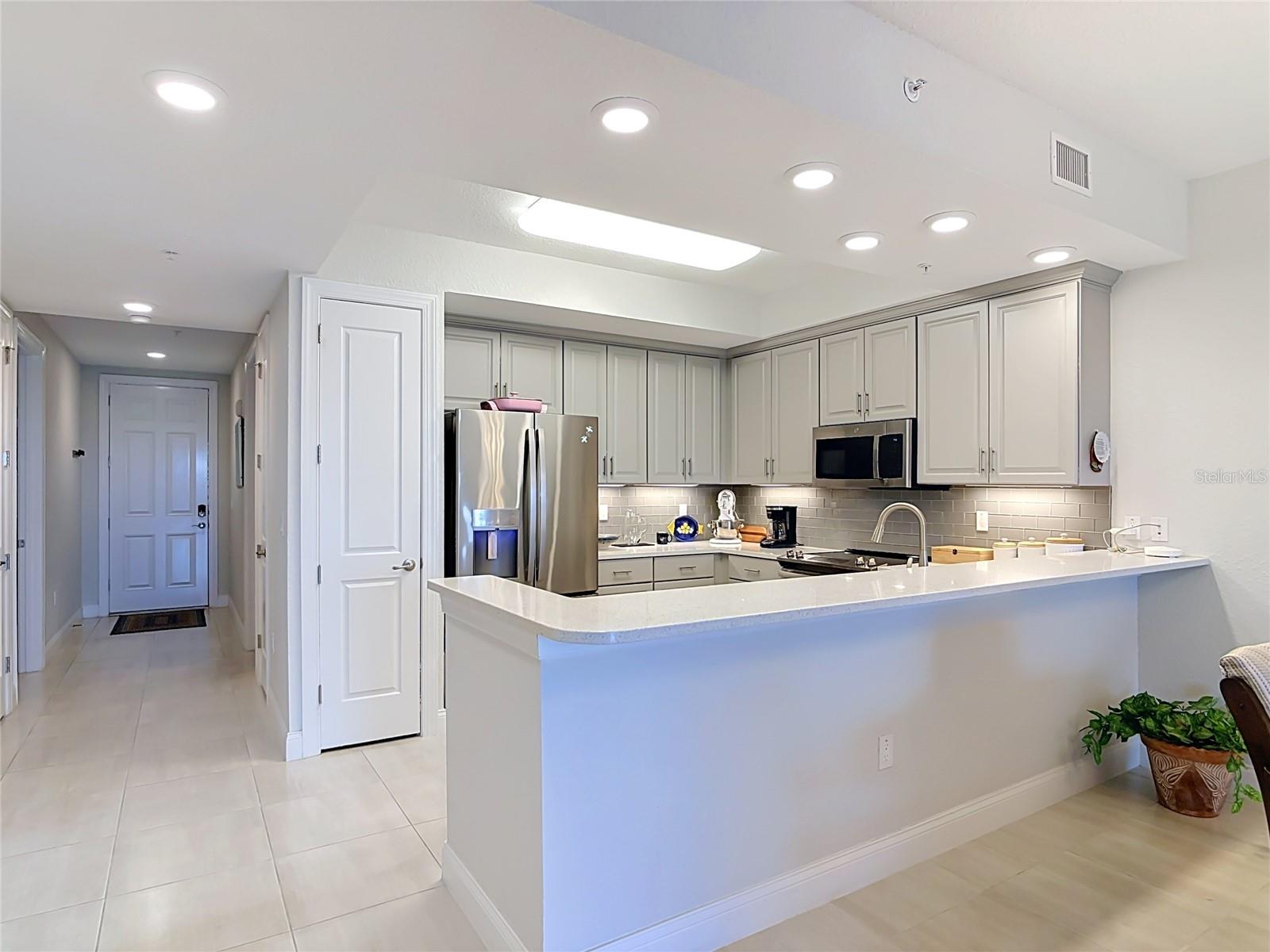 2 RIVERWALK DR #404 — photo 11