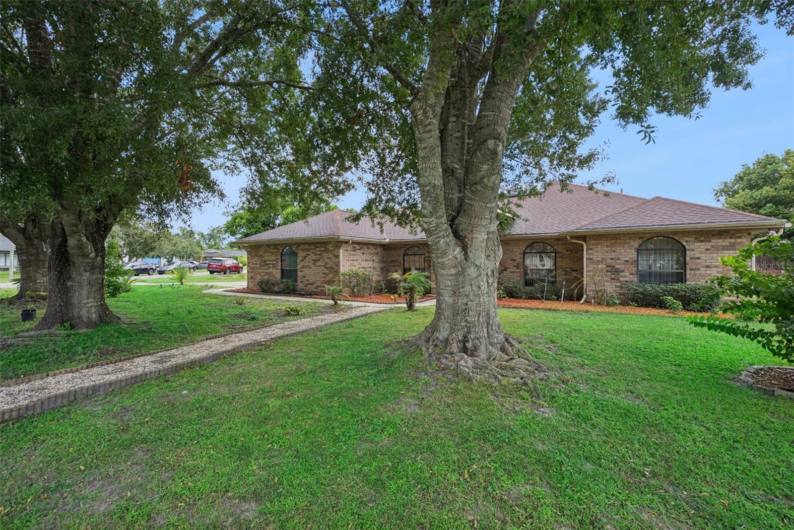 1302 LYDIA DR — photo 4