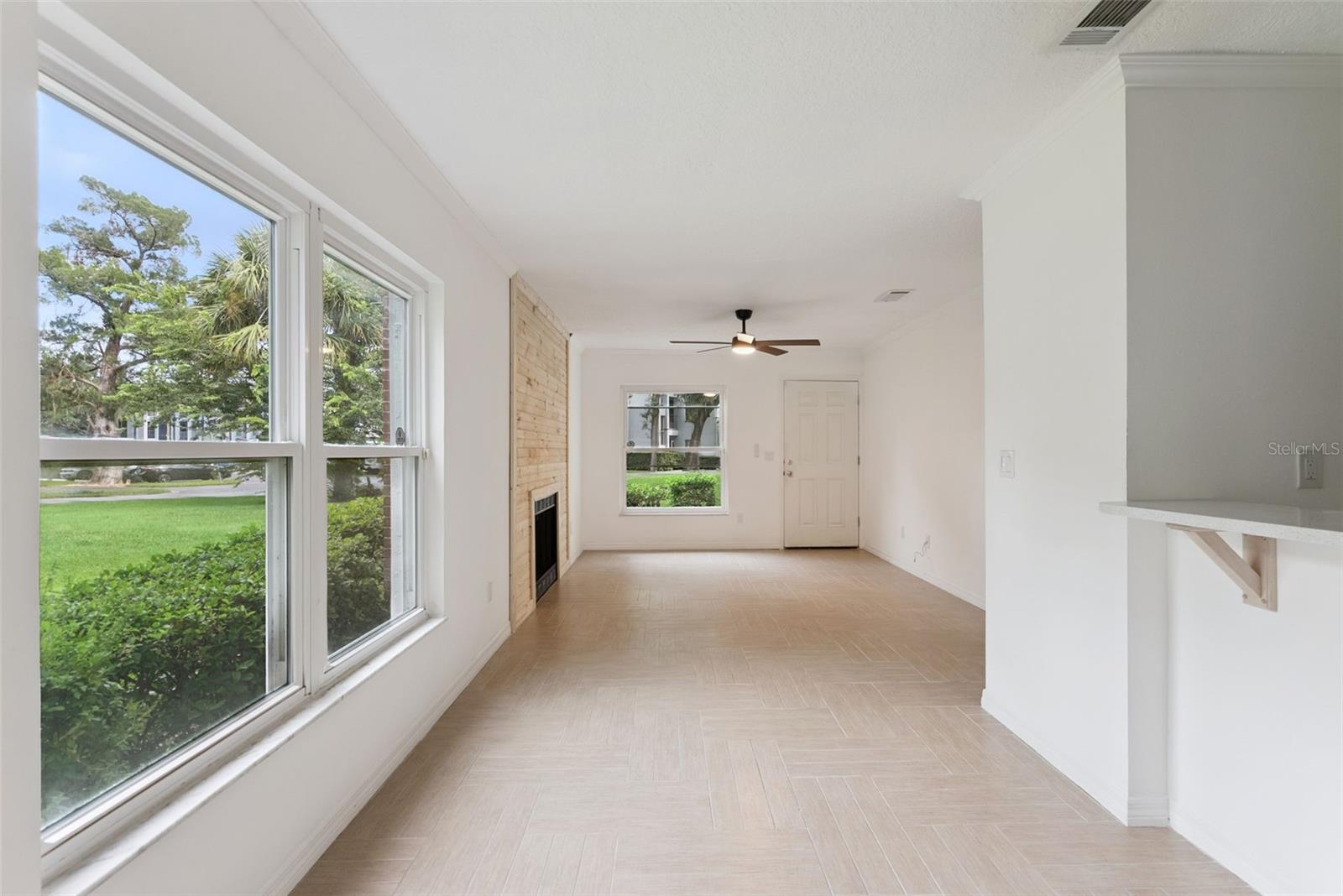 602 NORTHLAKE DR #602 — photo 4