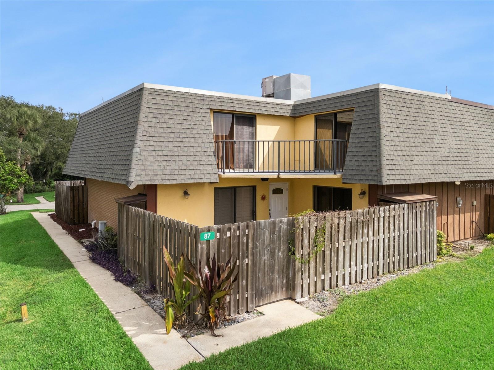 87 CEDAR DUNES DR
