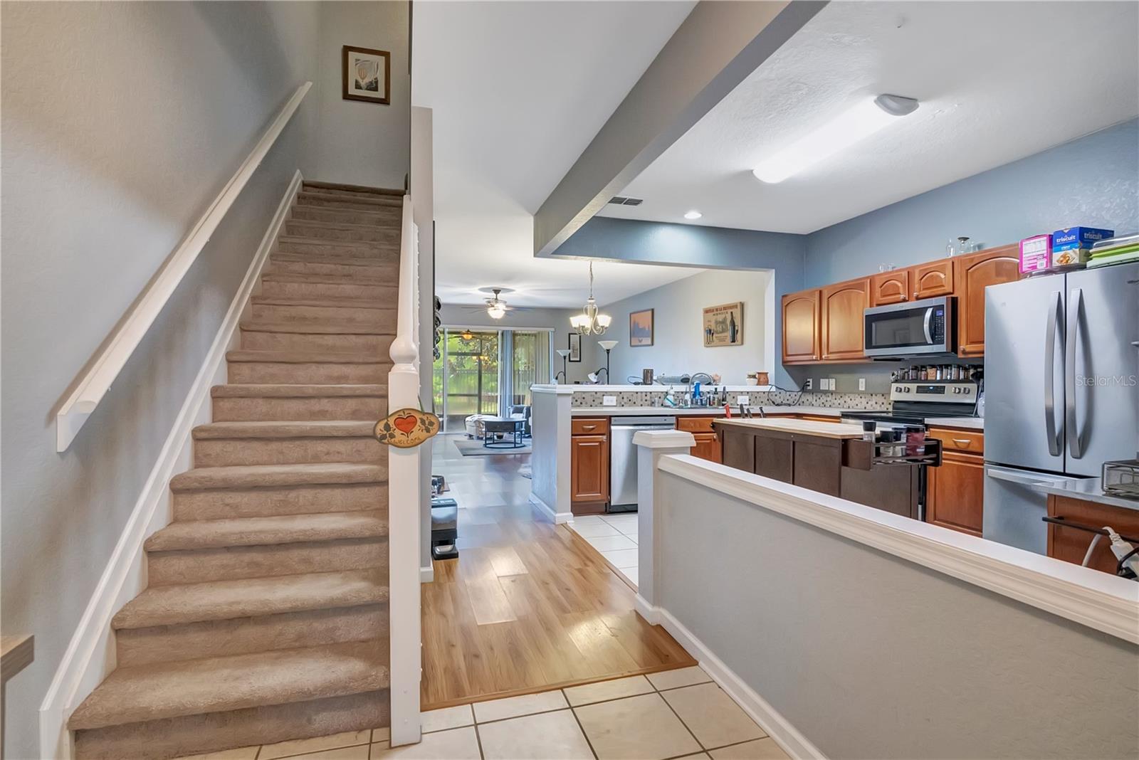 612 SHROPSHIRE LOOP — photo 4