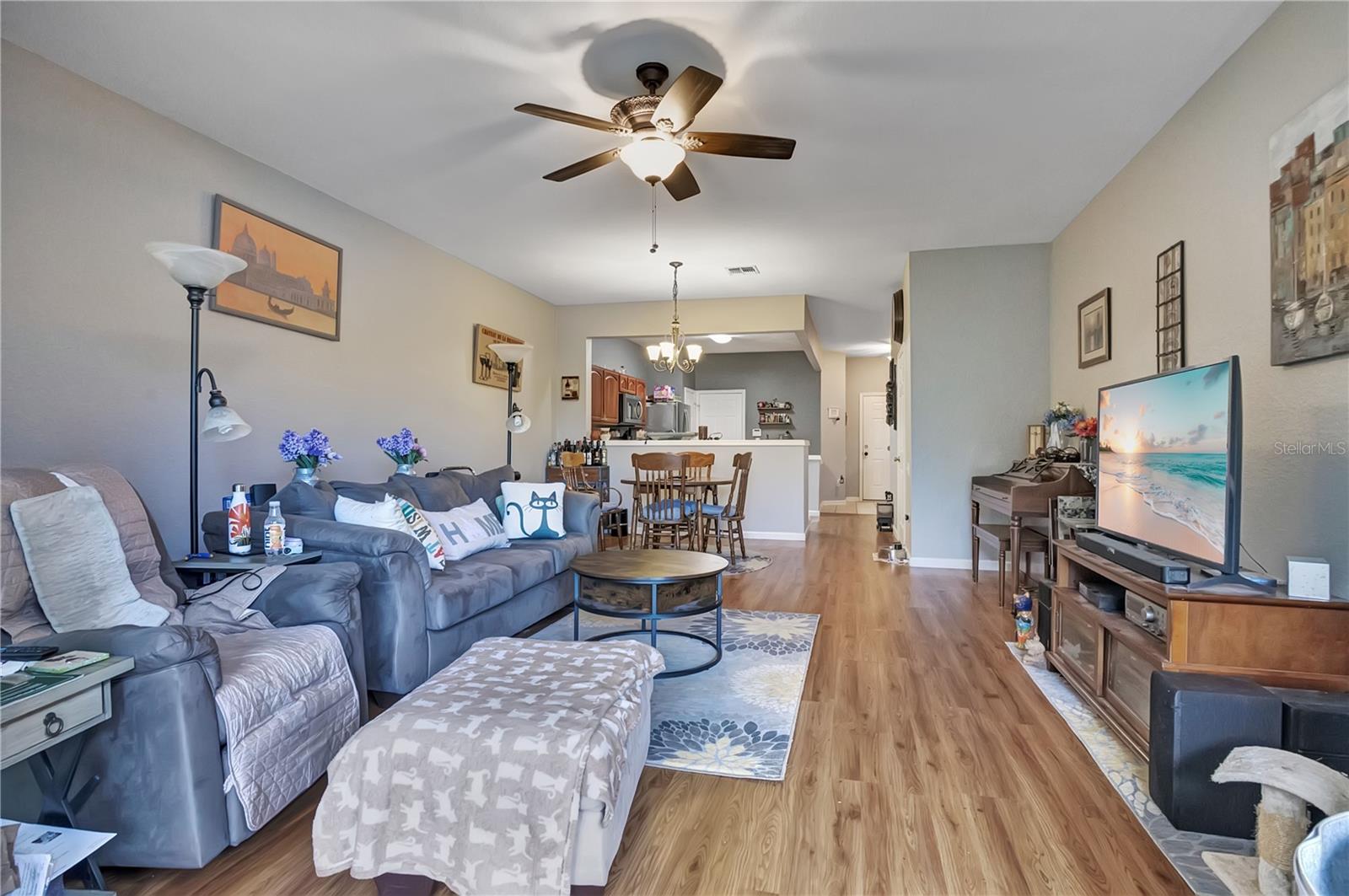 612 SHROPSHIRE LOOP — photo 10