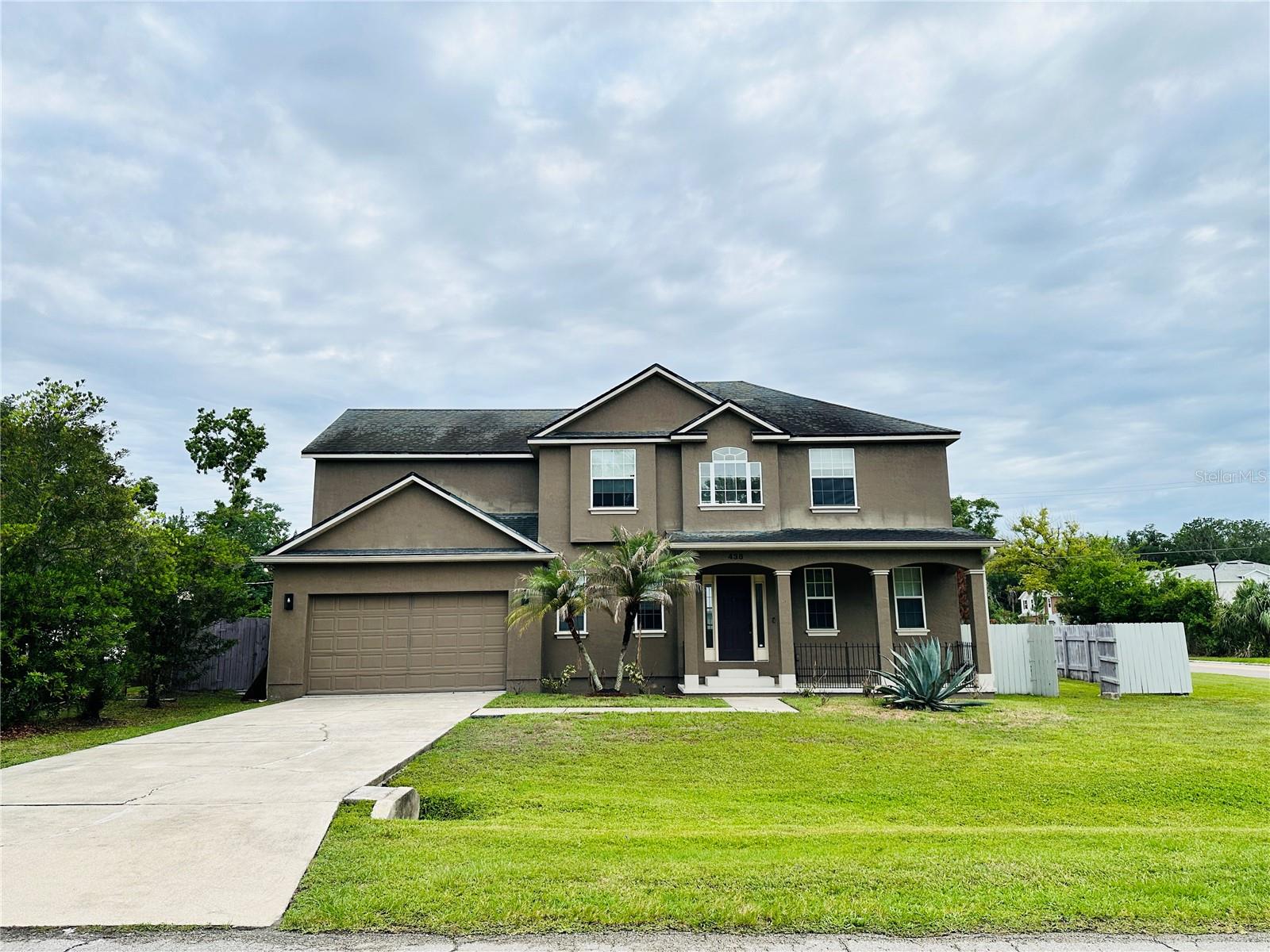 438 PALM DR — photo 2