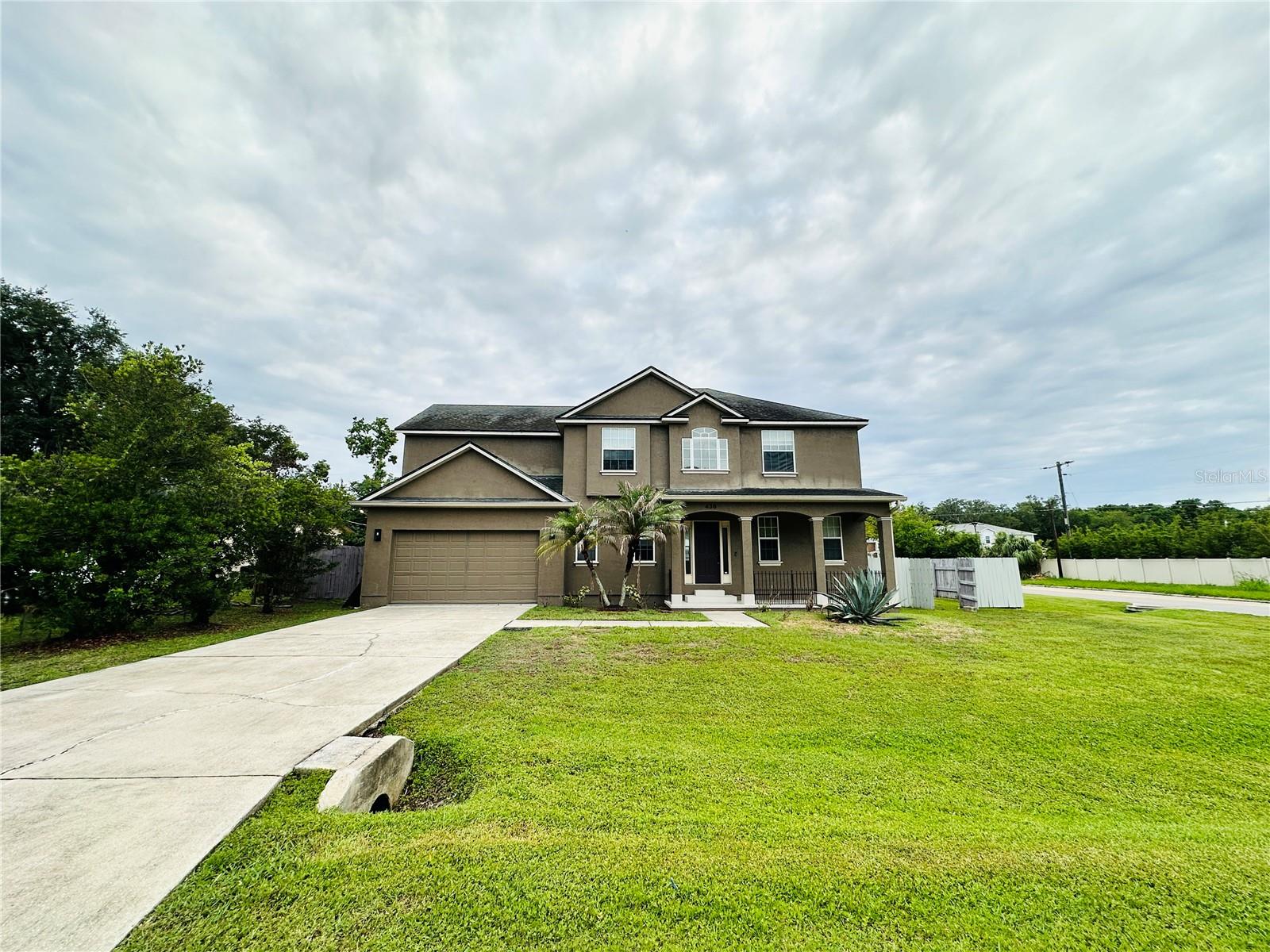 438 PALM DR — photo 3