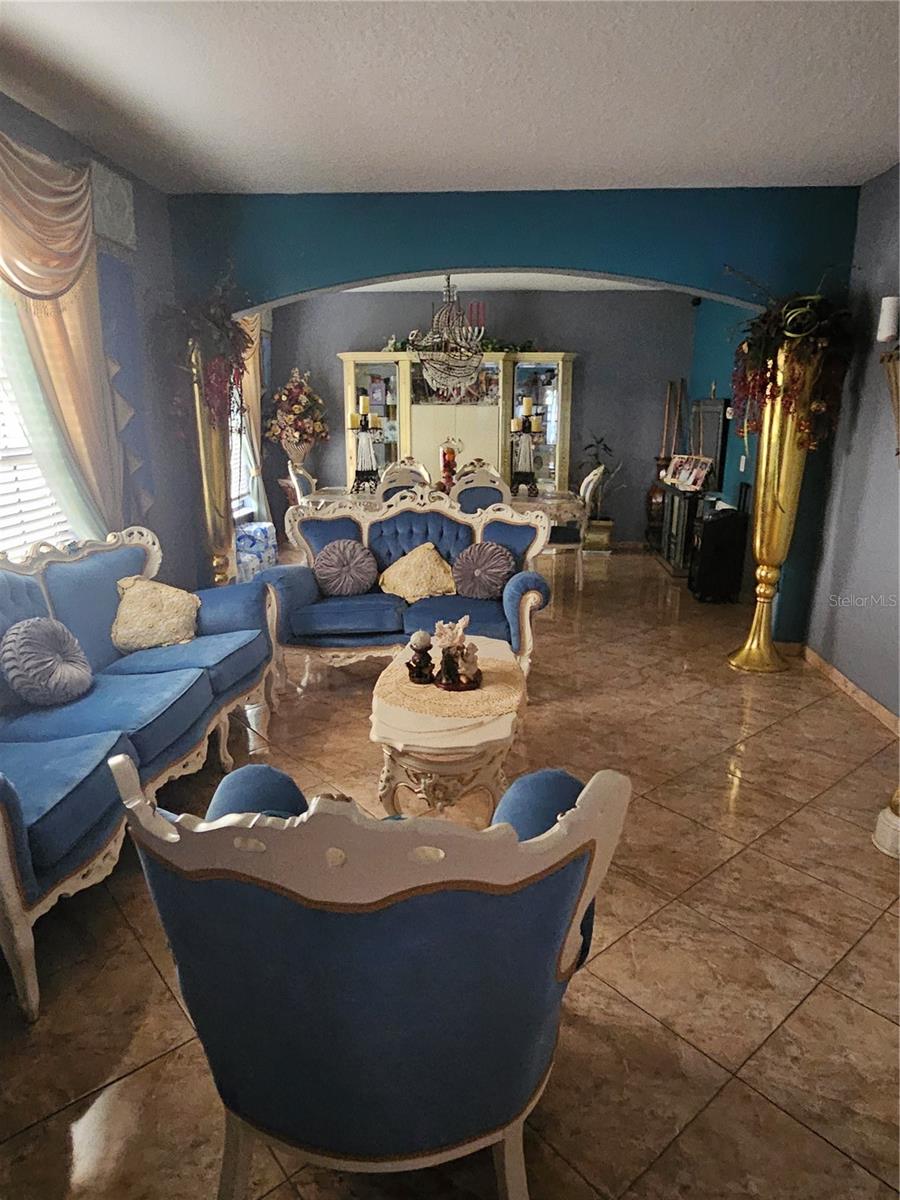 1508 ANGLER AVE — photo 4