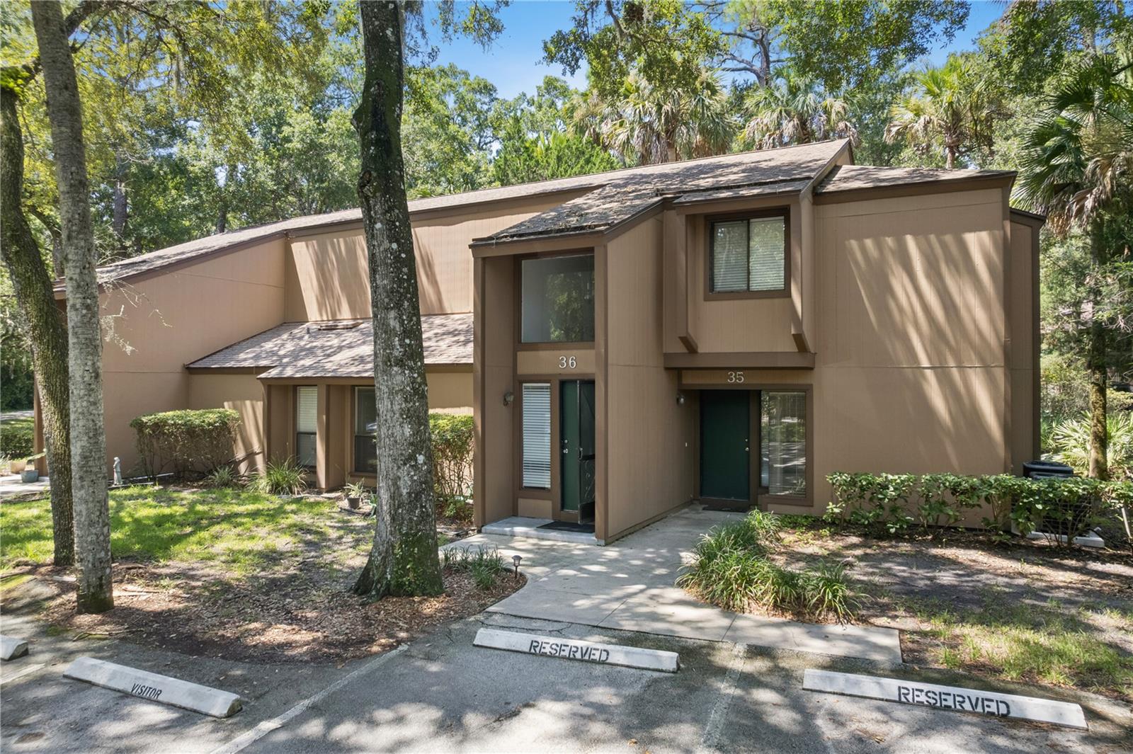 35 FAIRWAYS CIR #35