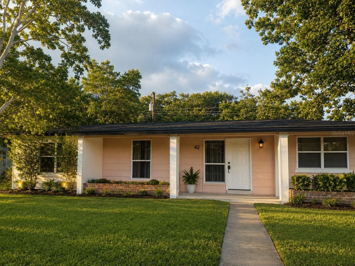 589 EAST NORMANDY  BLVD.