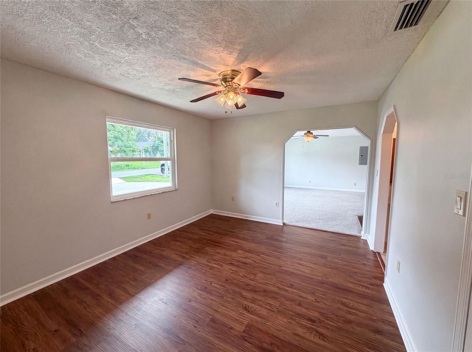 466 LELAND DR — photo 6
