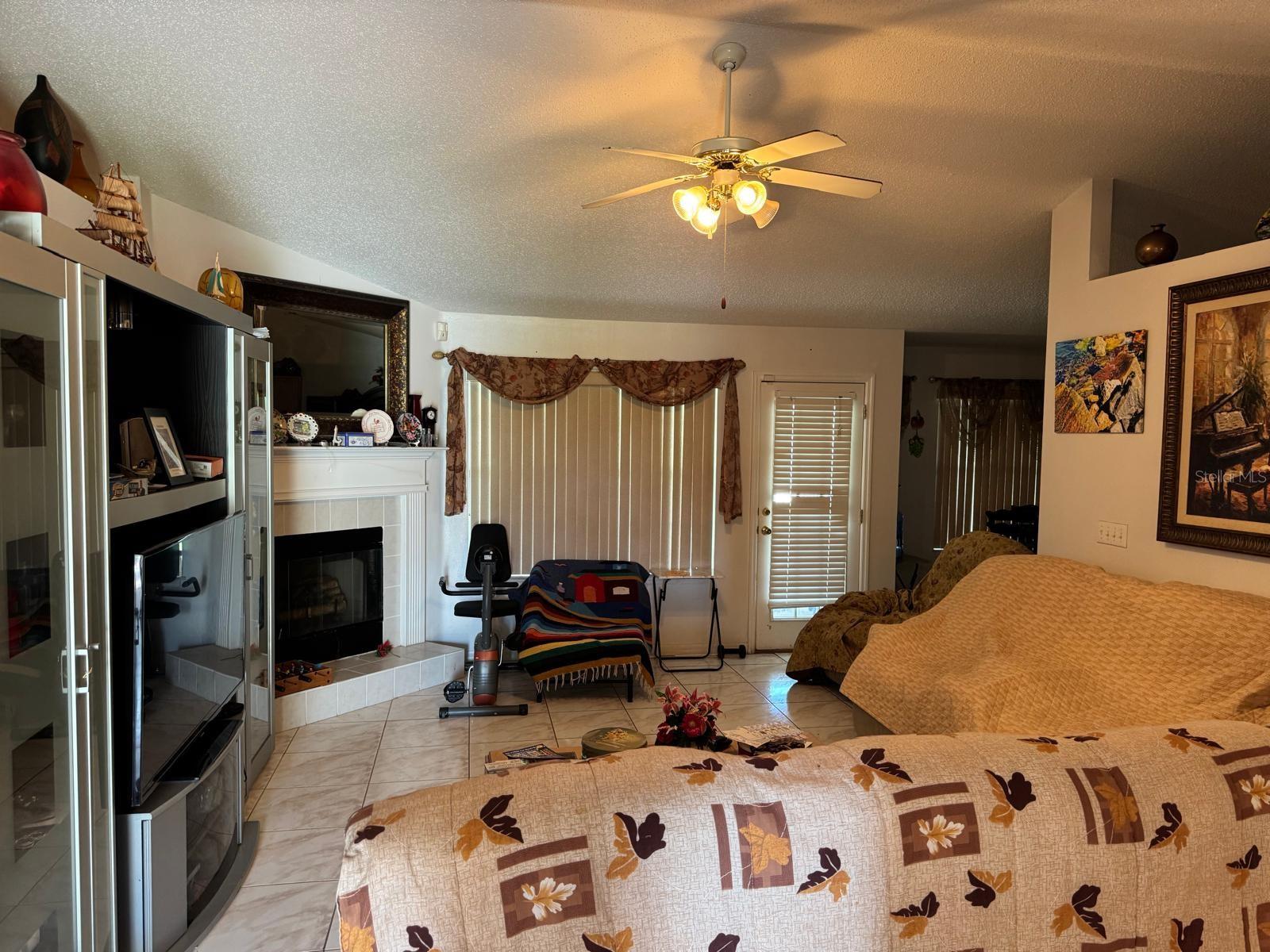16 RED BARN DR — photo 7