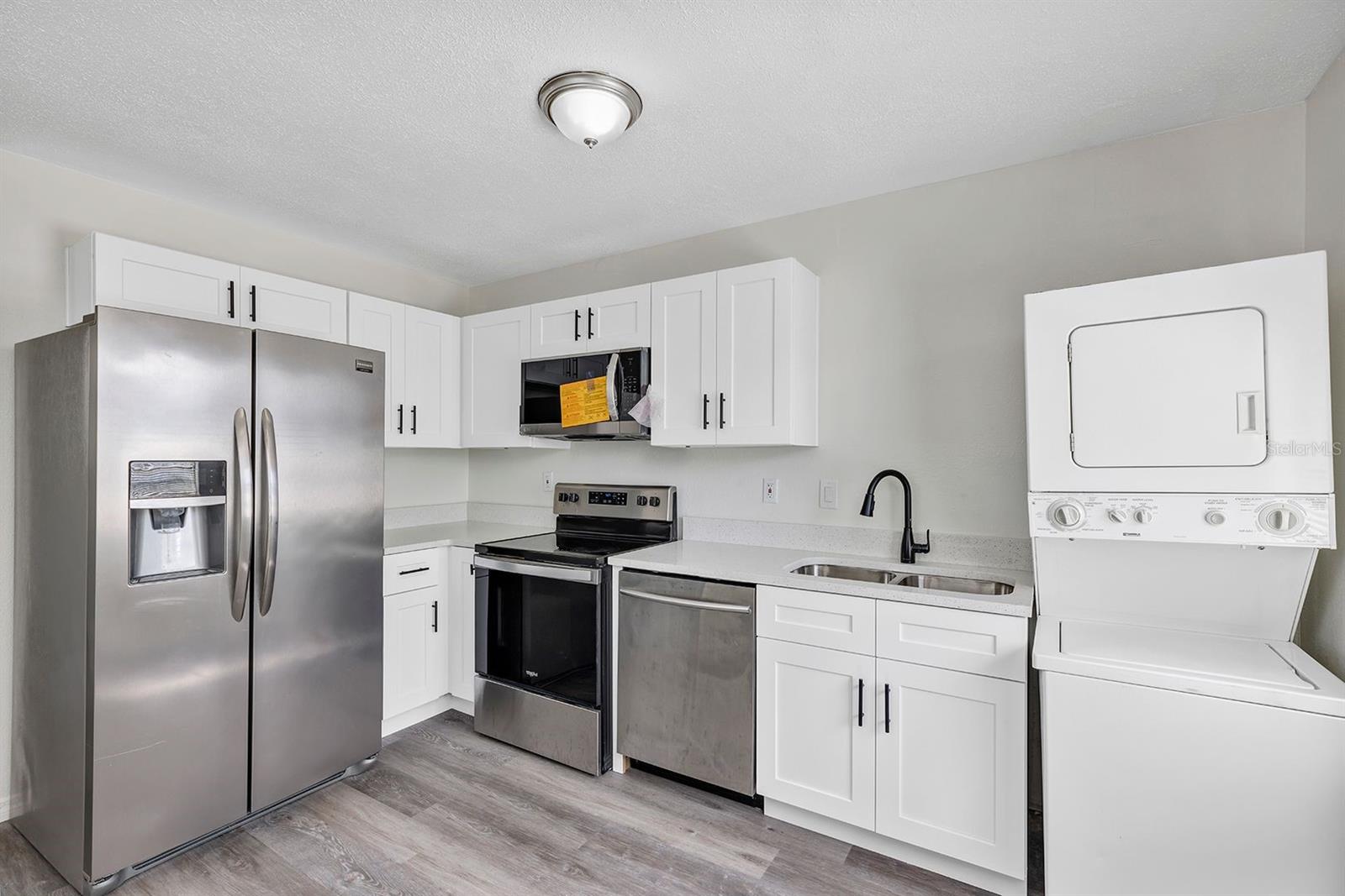 751 BELLEVUE AVE #3 — photo 7
