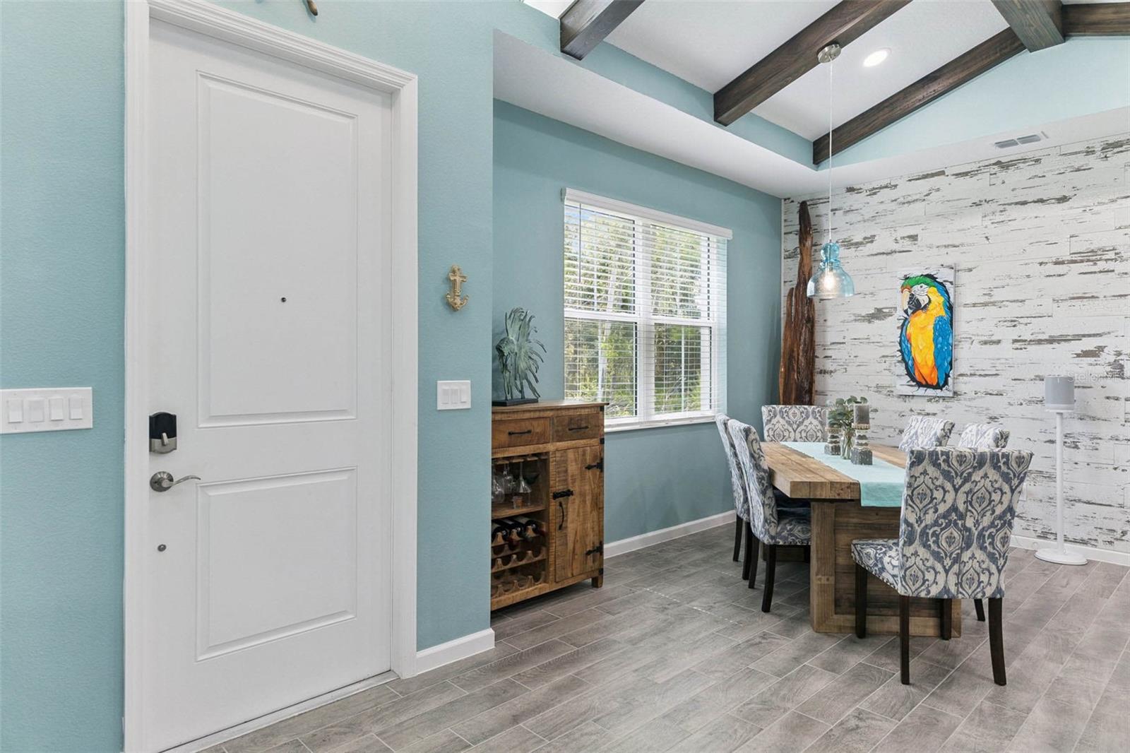 384 GYPSY PALACE LN — photo 10