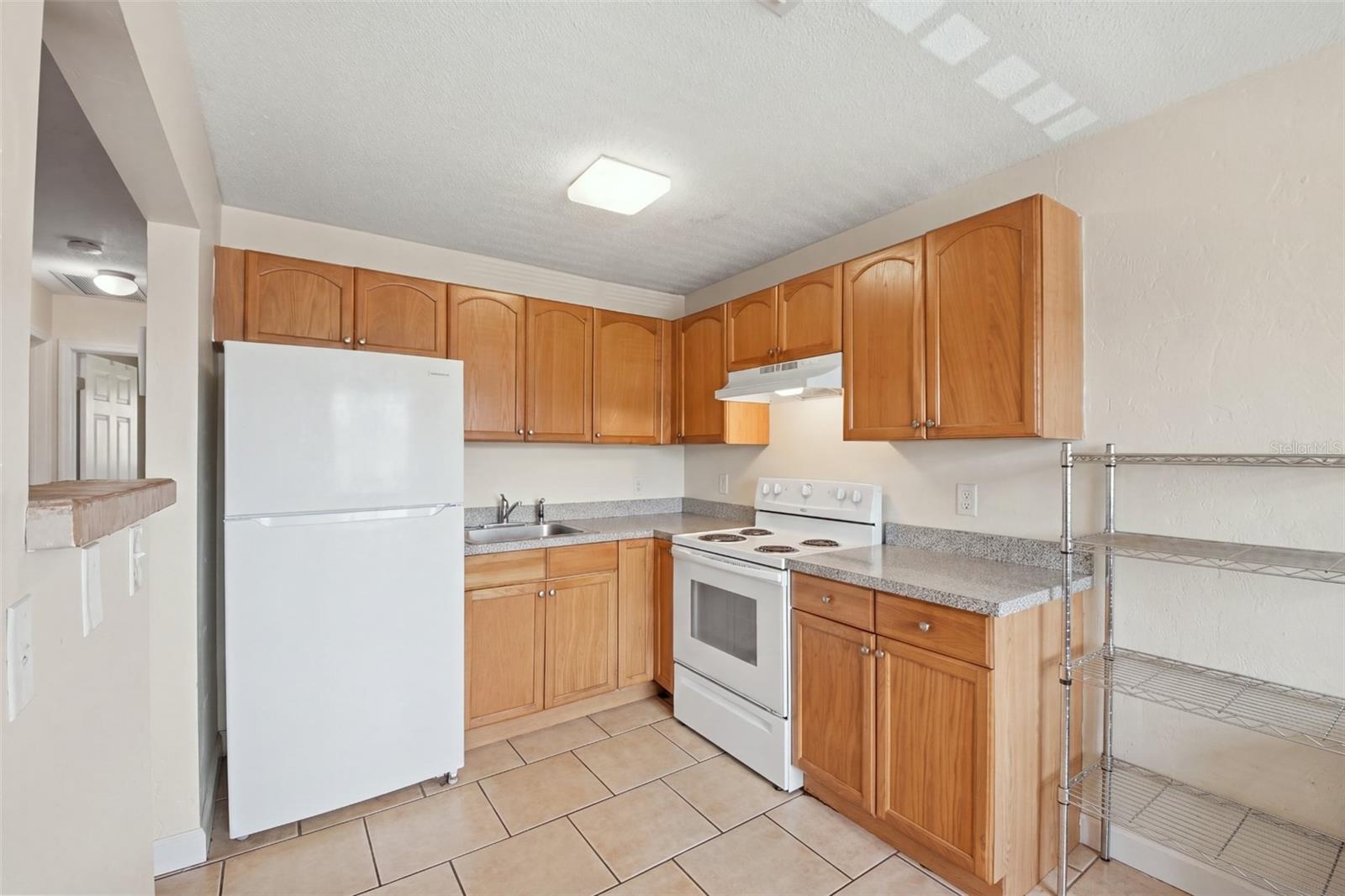 415 N HALIFAX AVE #208 — photo 9