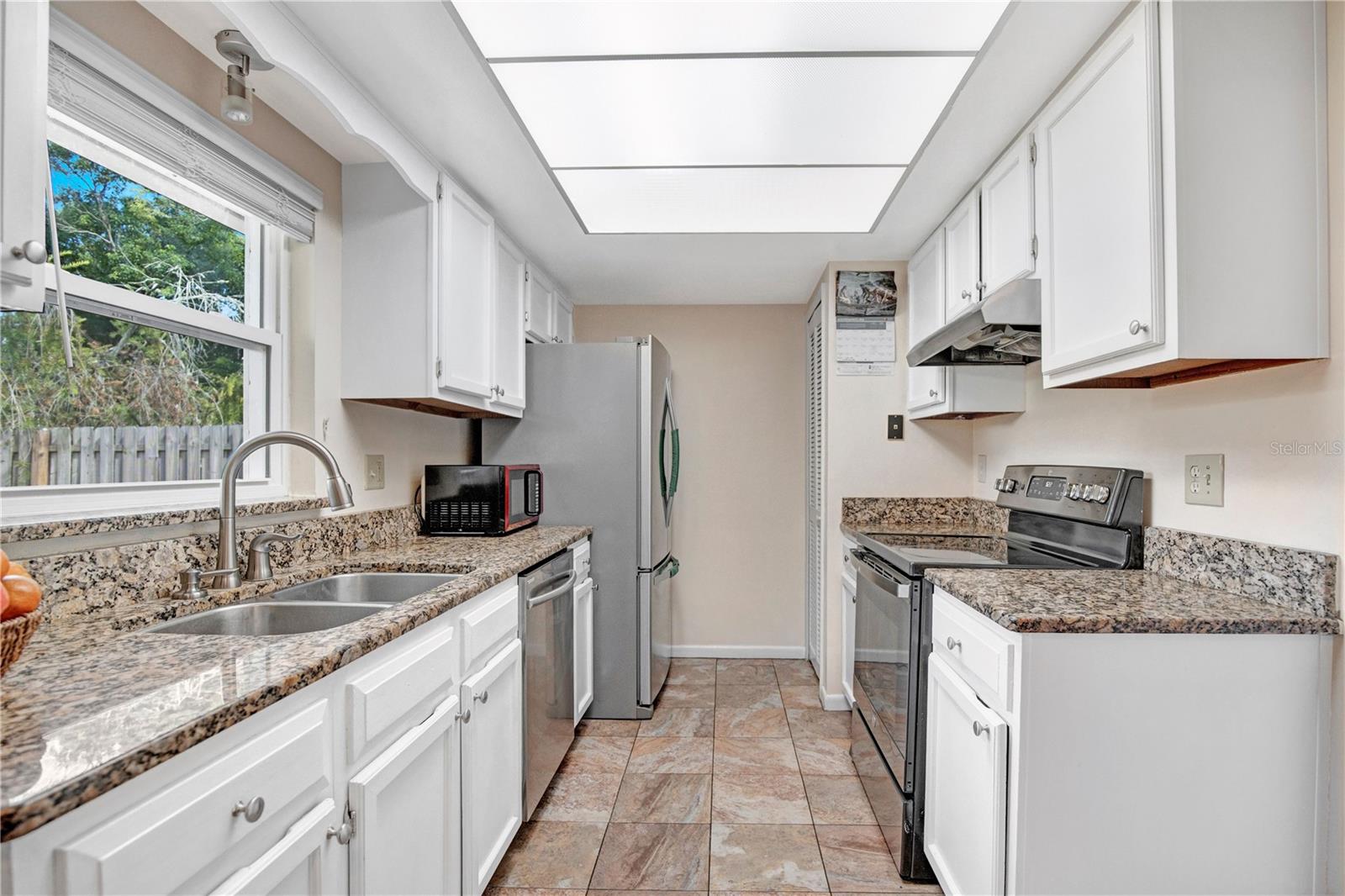 129 REEL CT — photo 11