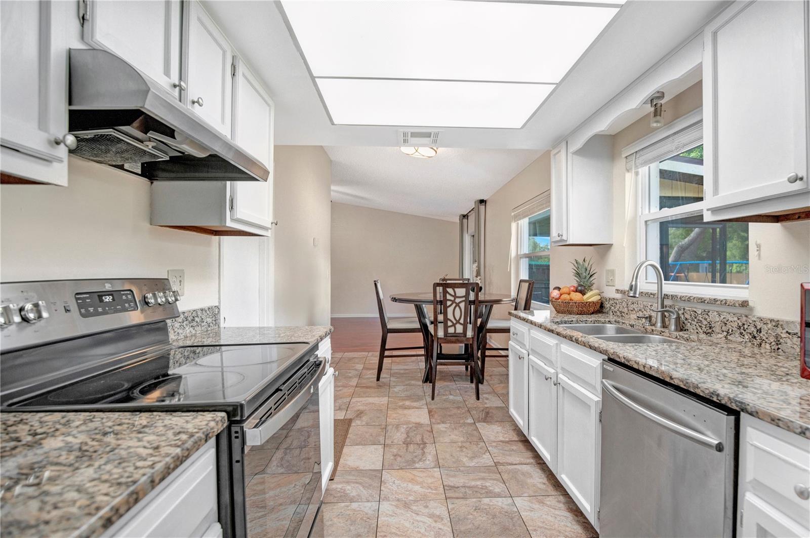 129 REEL CT — photo 12