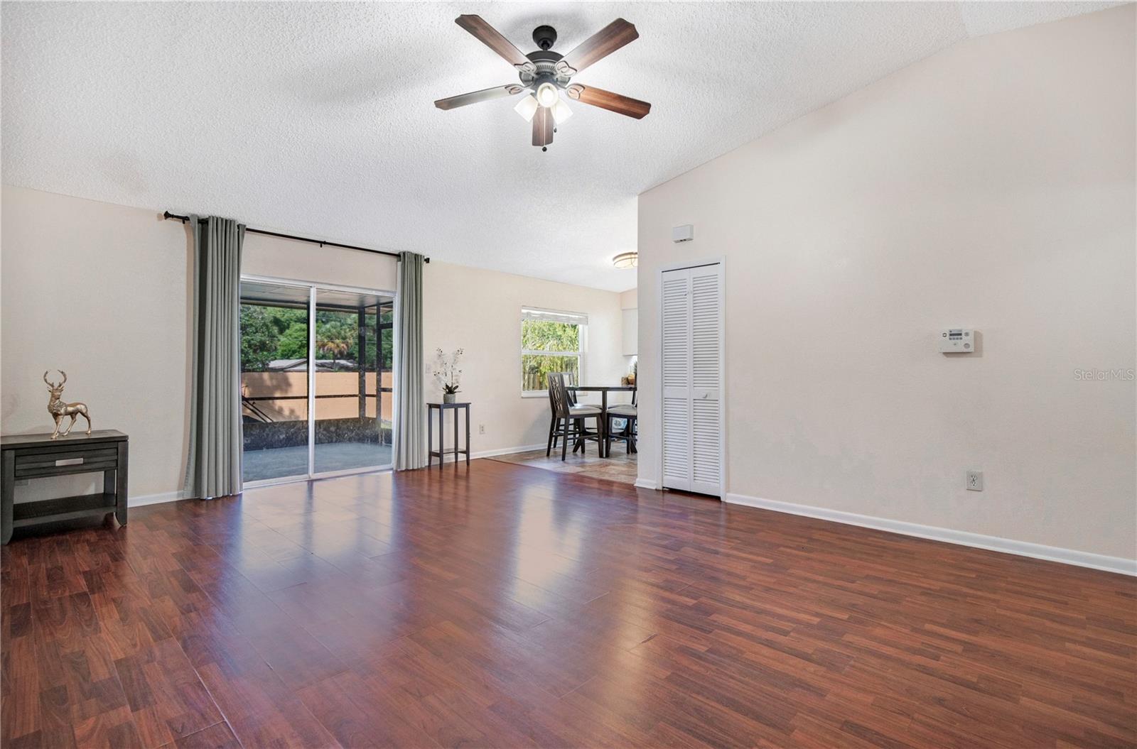129 REEL CT — photo 7