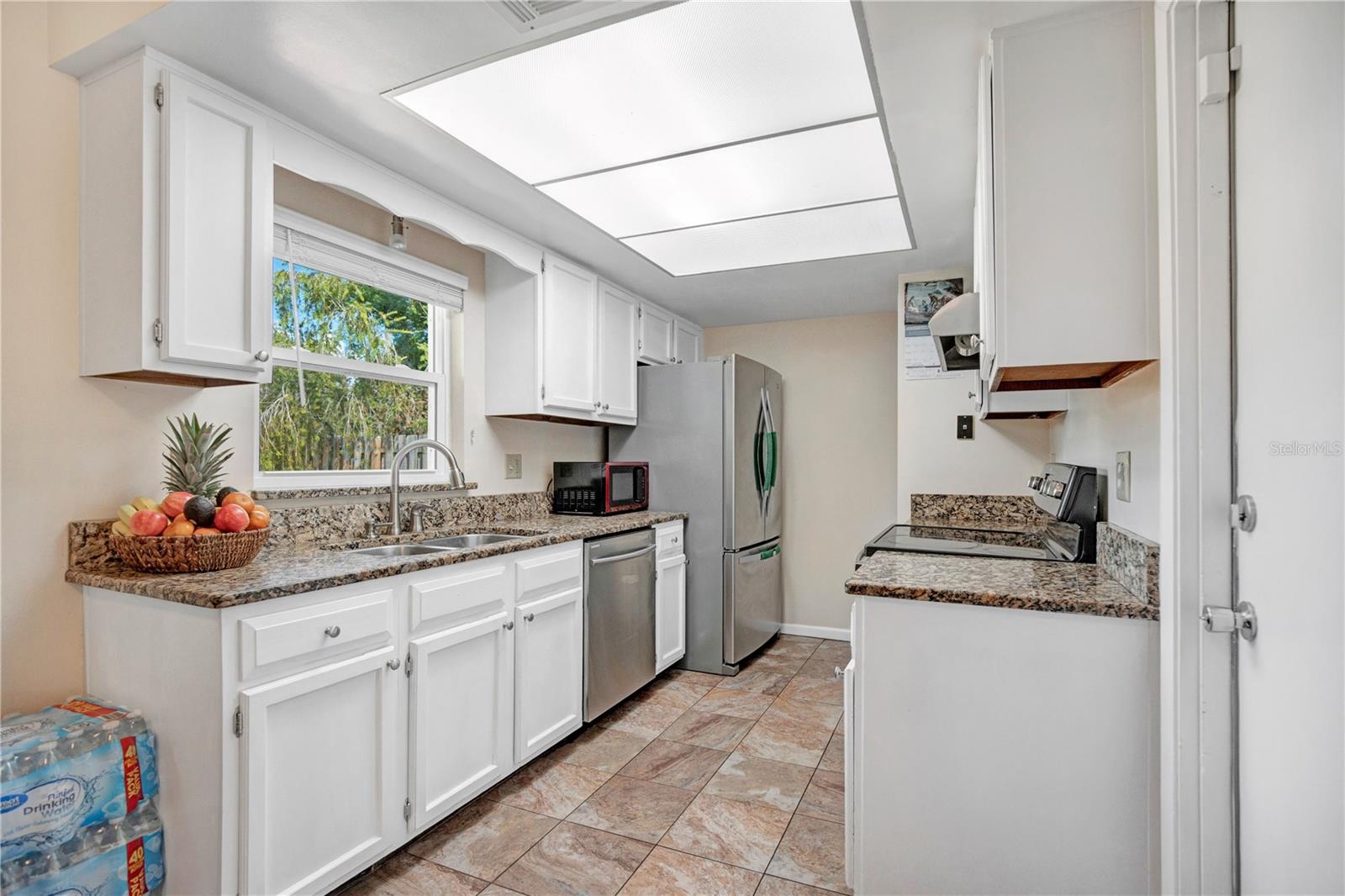 129 REEL CT — photo 10