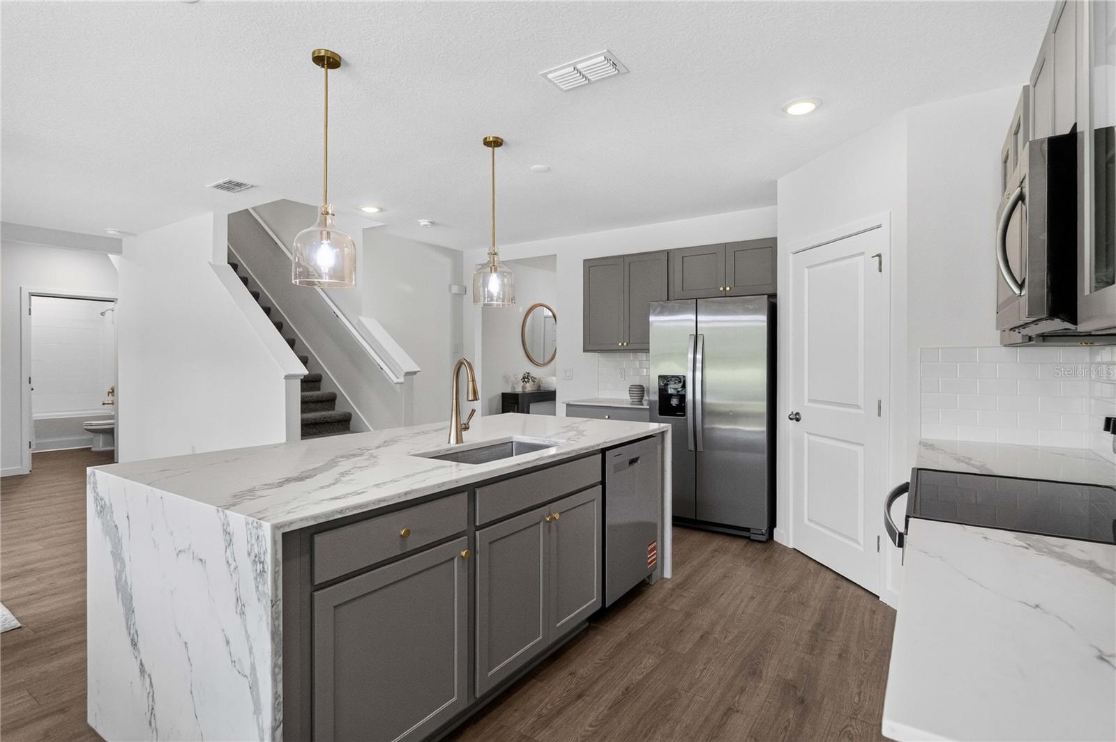 1037 CHAMPION RIDGE DR — photo 10