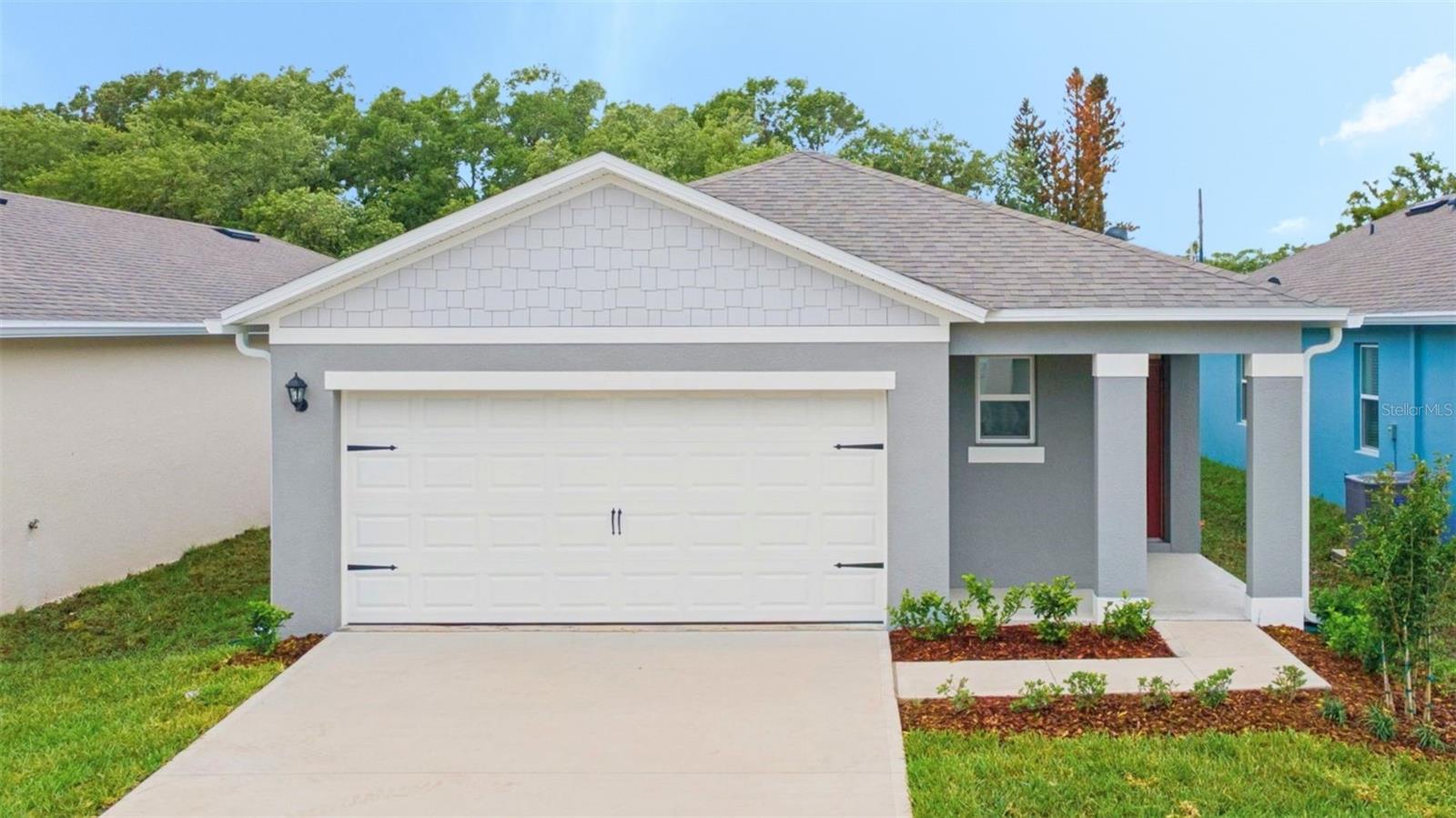 1347 GRAND FLORA LN