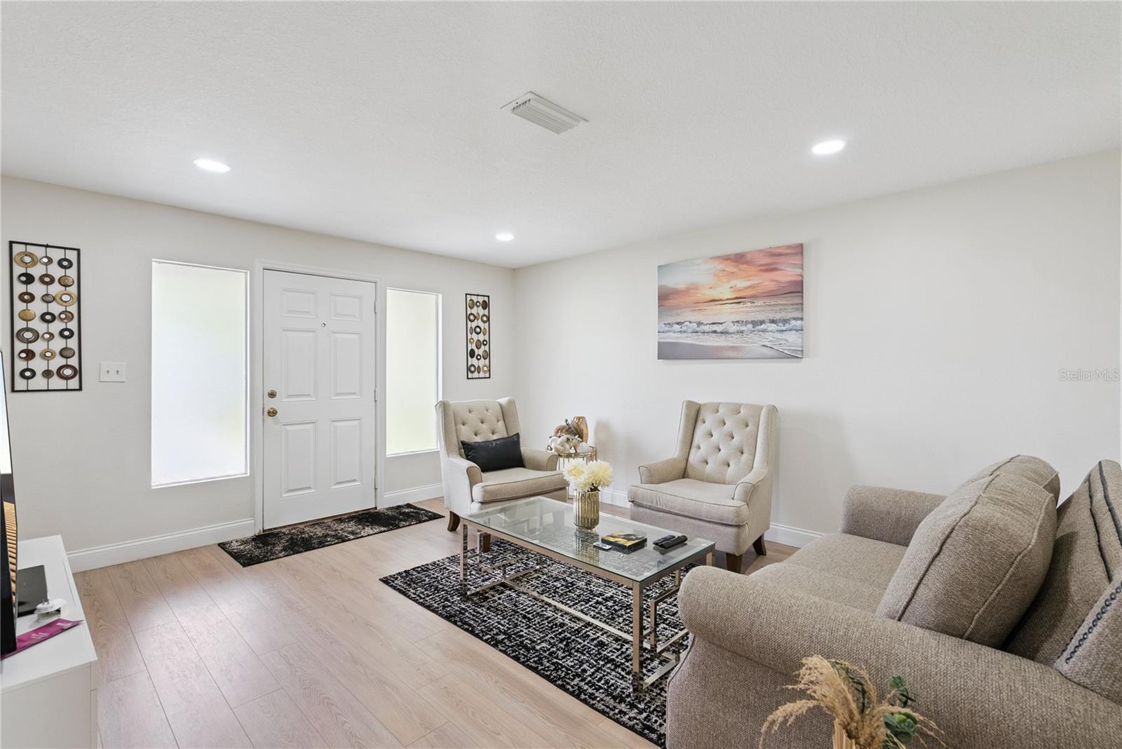461 VIHLEN RD — photo 3