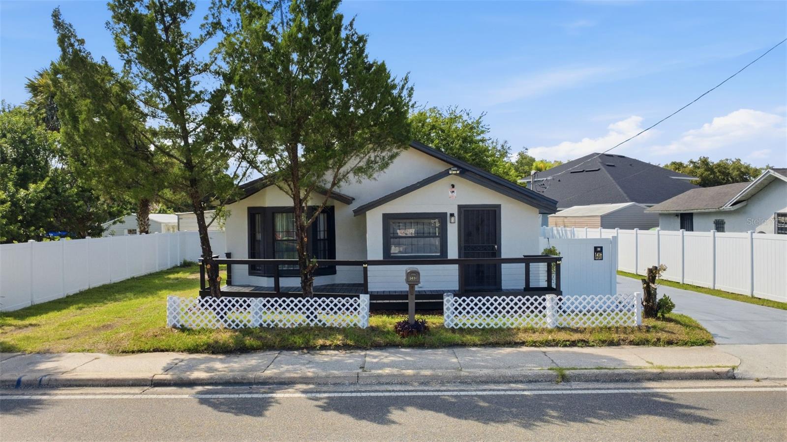 1416 SOUTHWEST RD