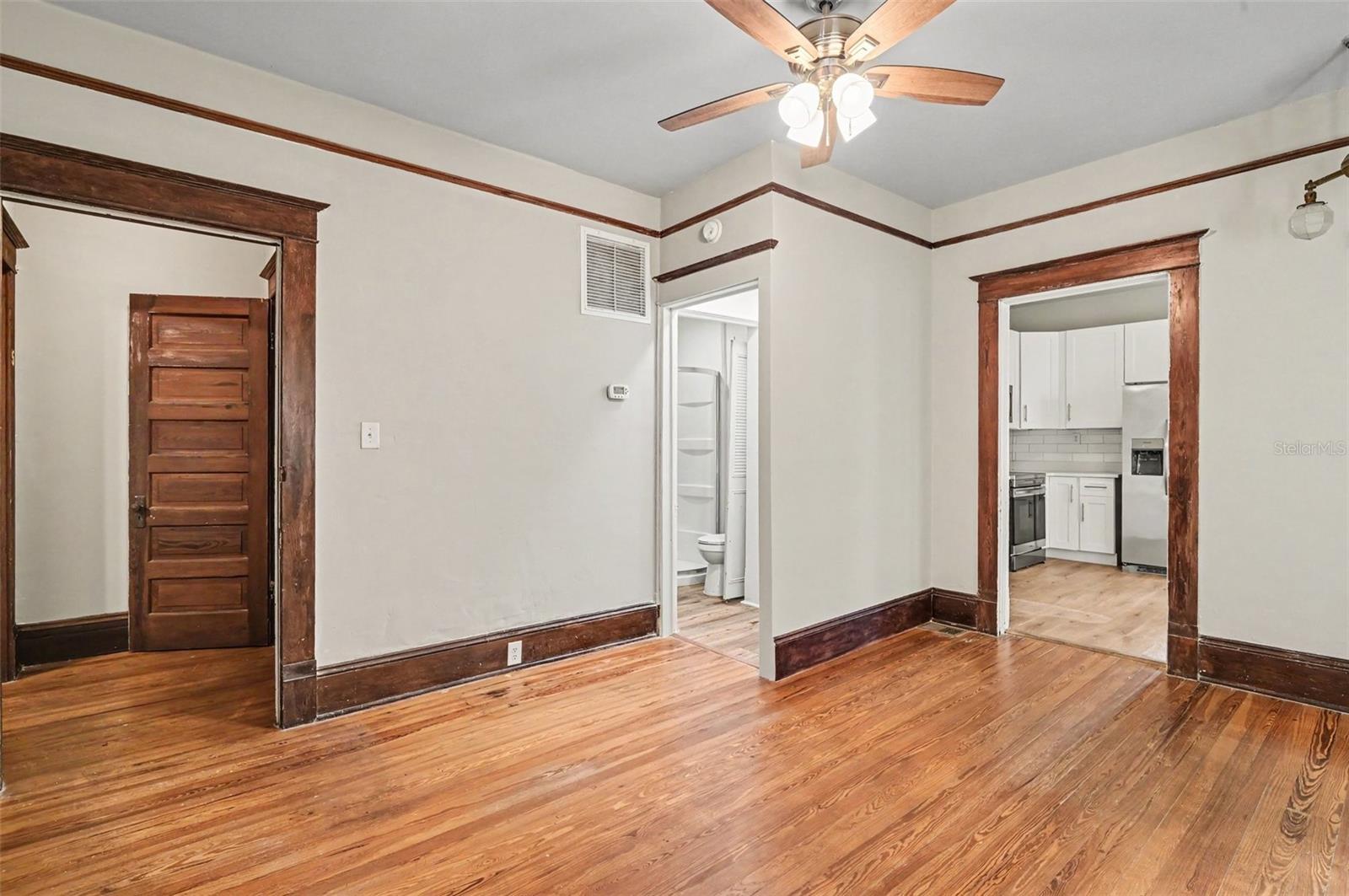 309 S PARK AVE #109 — photo 6