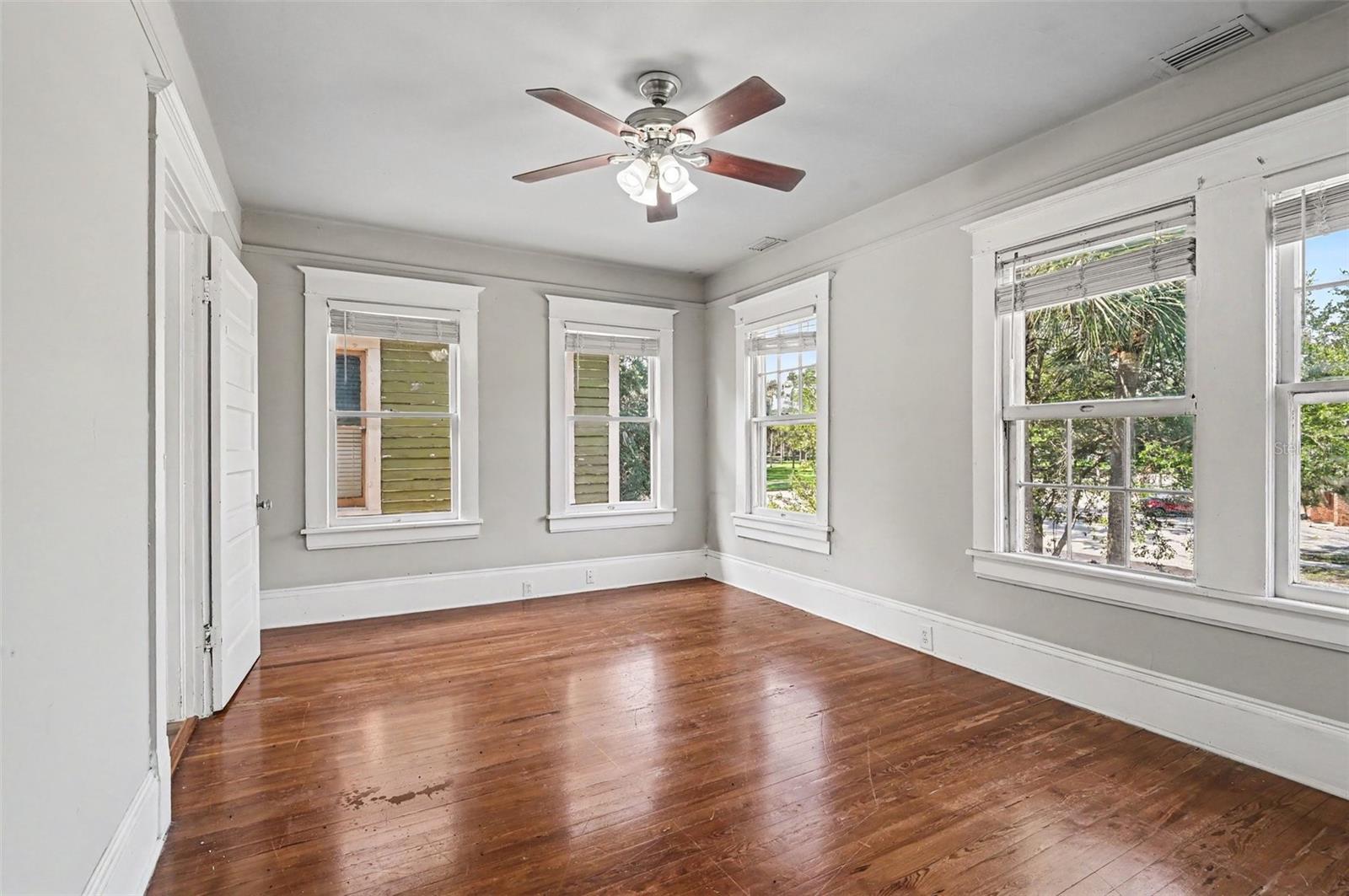 309 S PARK AVE #109 — photo 10