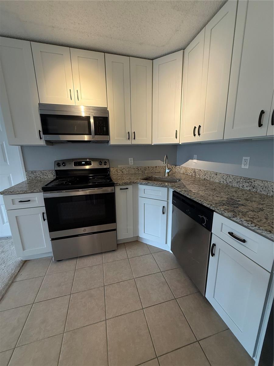 927 S PINE RIDGE CIR #G2 — photo 6