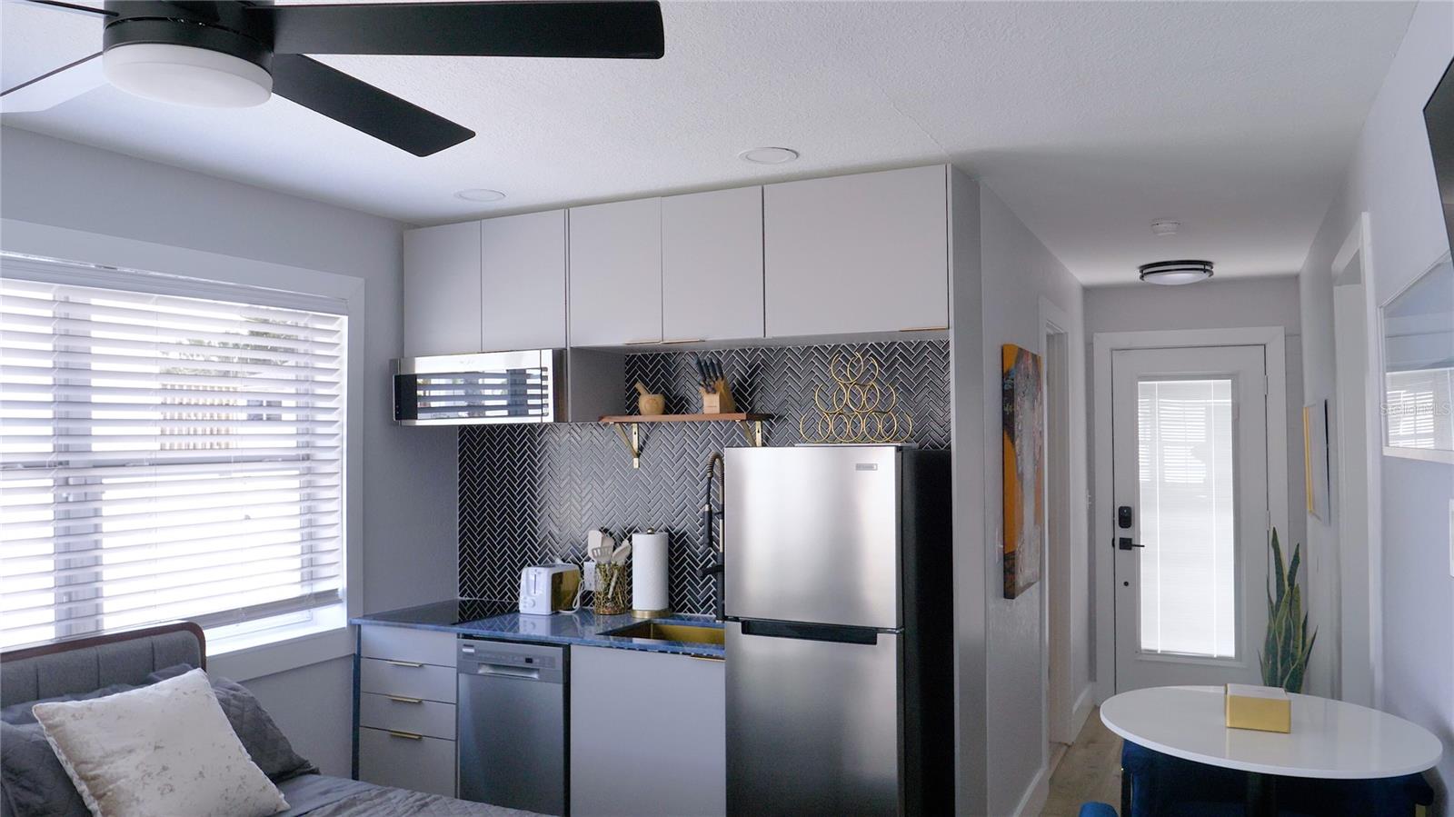137 N HOLLYWOOD AVE — photo 9