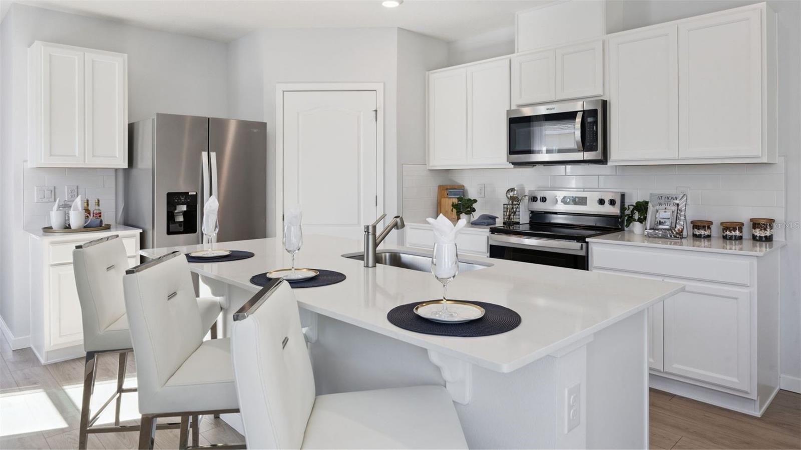 1340 GRAND FLORA LN — photo 9