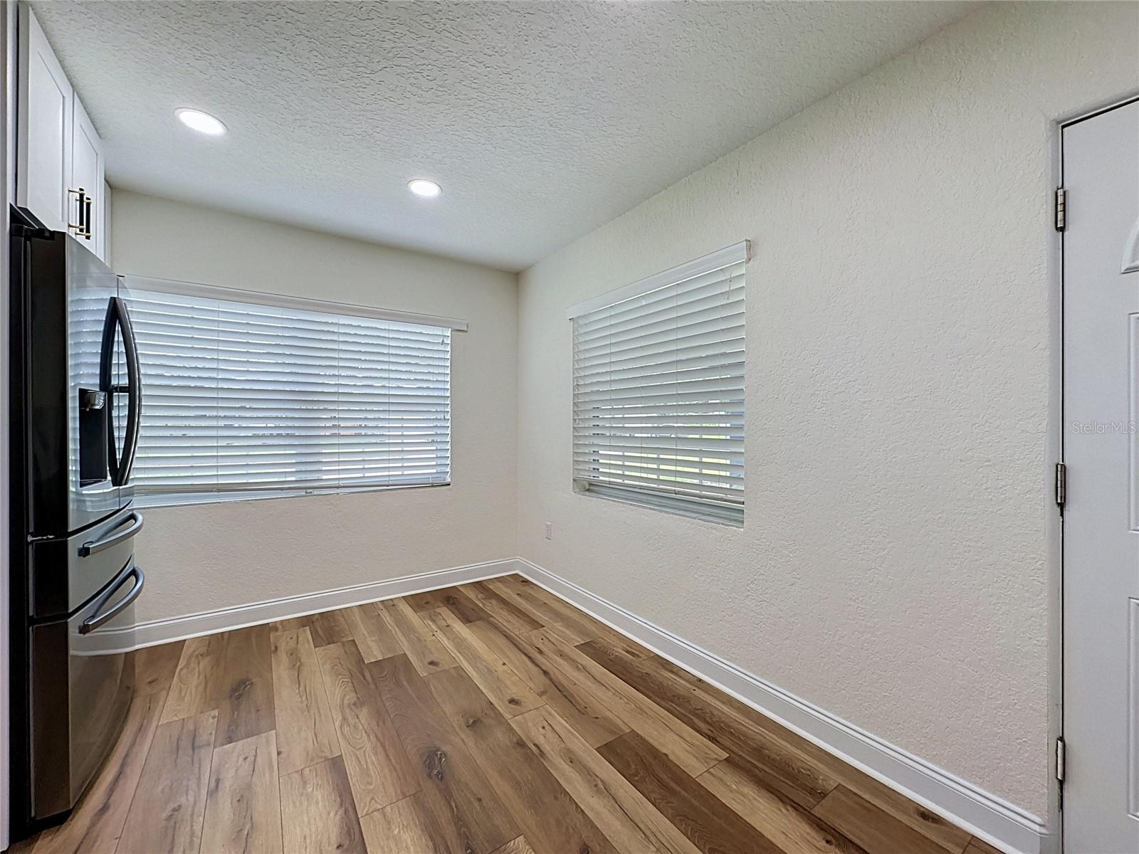 3210 RENLEE PL — photo 12